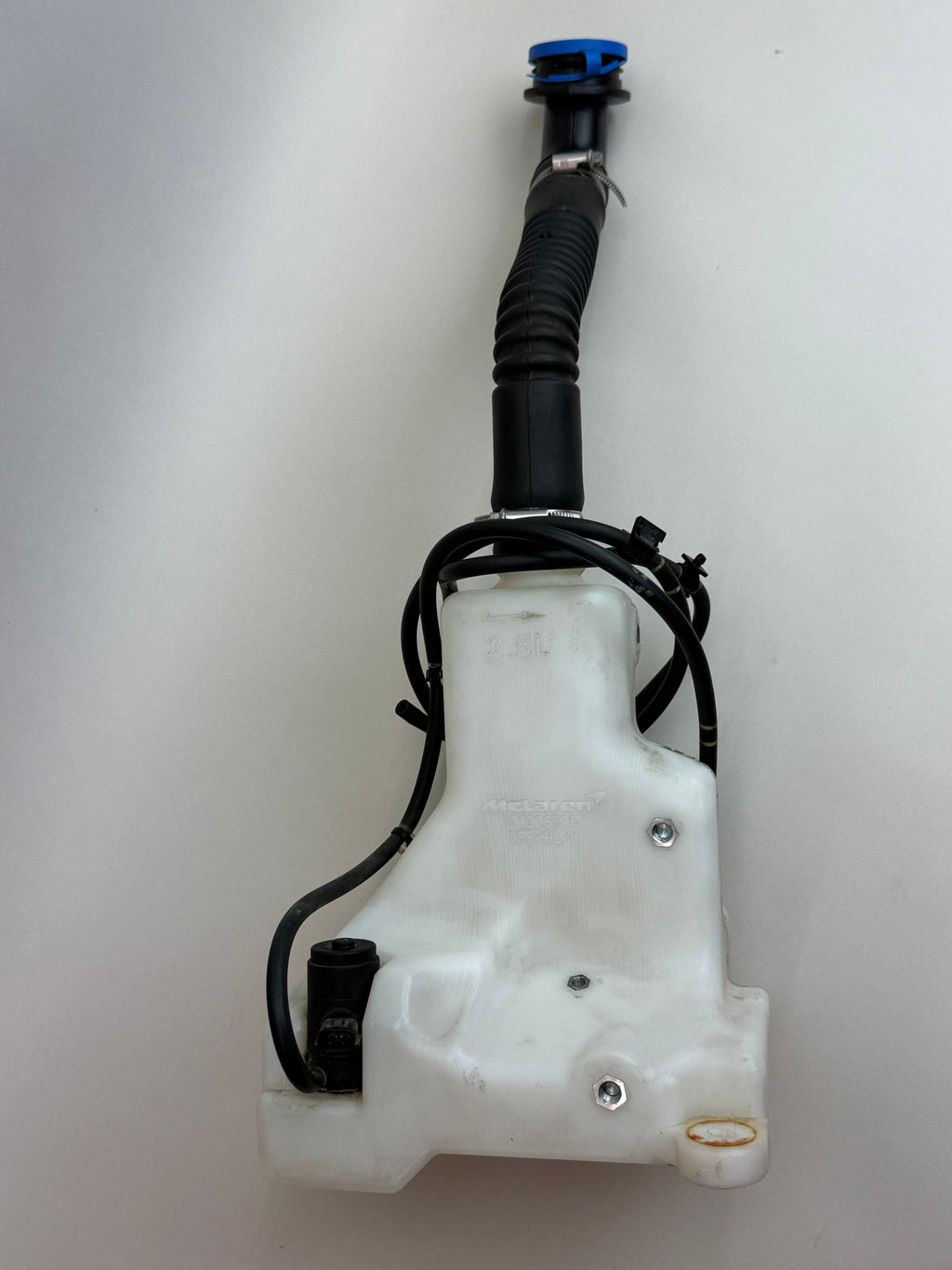 McLaren 570S 540C 570GT Windshield Washer Reservoir Bottle Assembly 13A3067CP 2016-2021