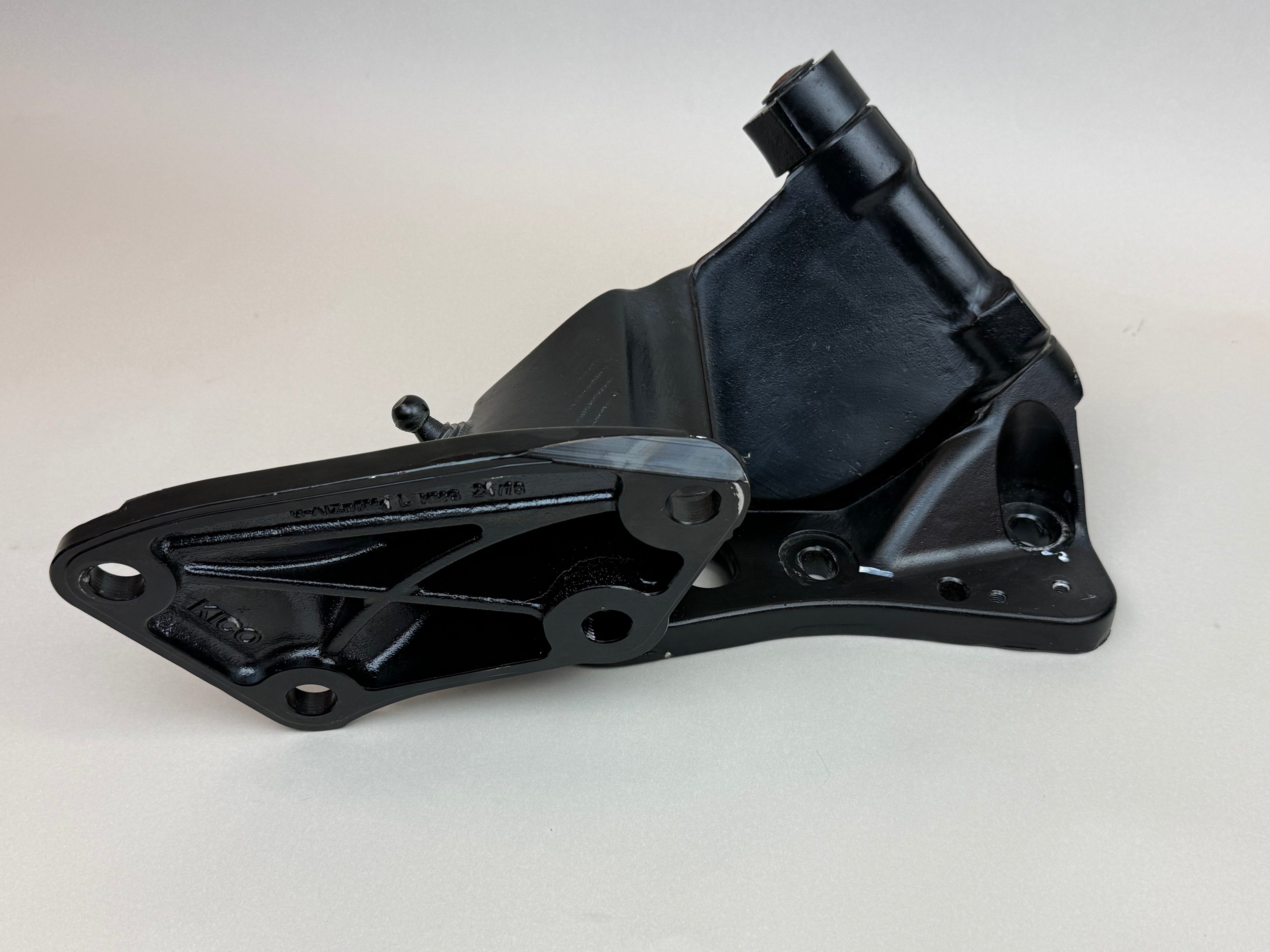 McLaren 570S 540C 570GT LH Left Door Hinge 13A6364CP.01 2016-2021
