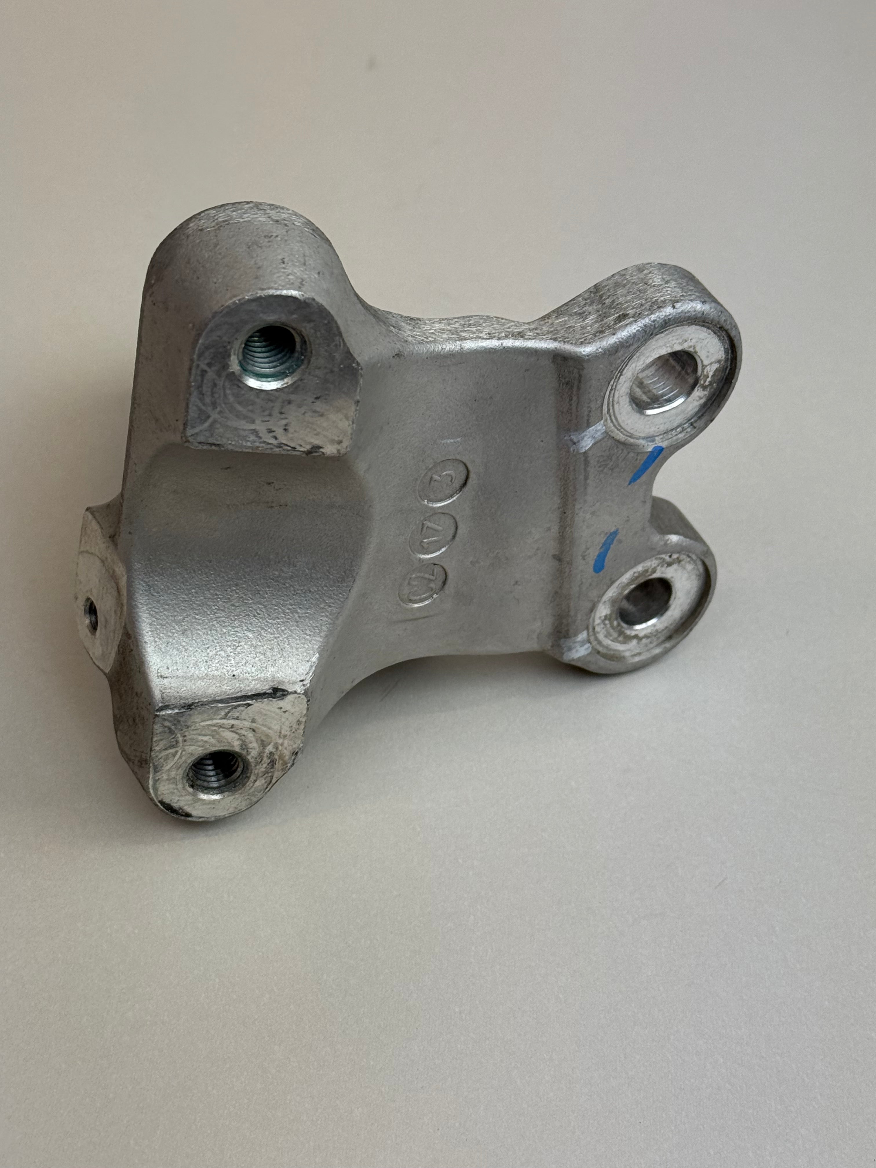McLaren 570S 540C 570GT LH Left Shock Strut Mount Bracket 11A7142CP.02 11A7431CP