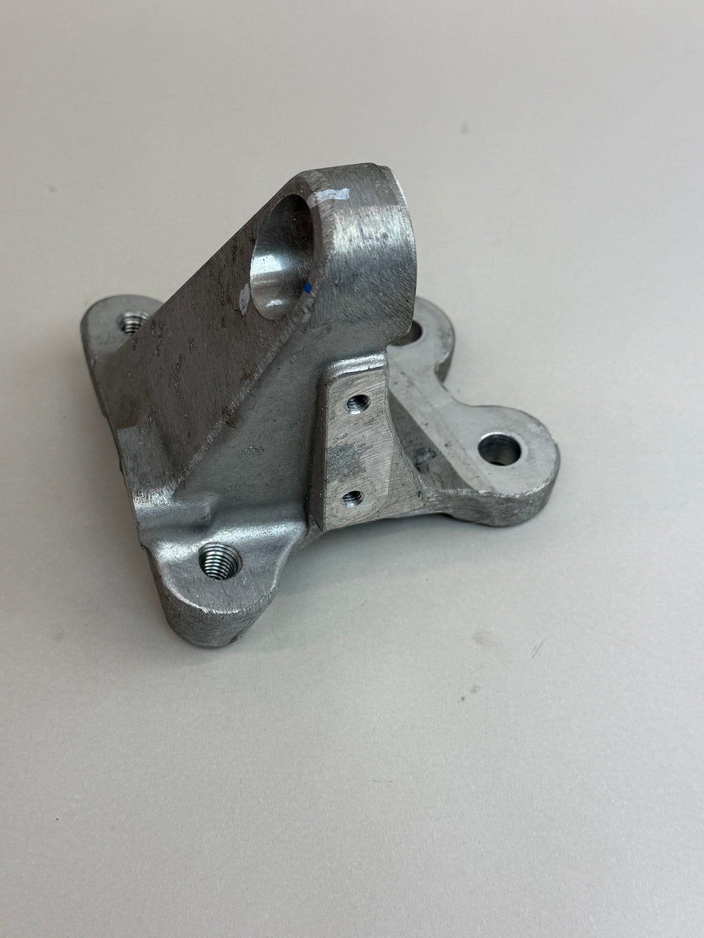 McLaren 570S 540C 570GT RH Right Shock Strut Mount Bracket 11A7143CP.02 11A7432CP