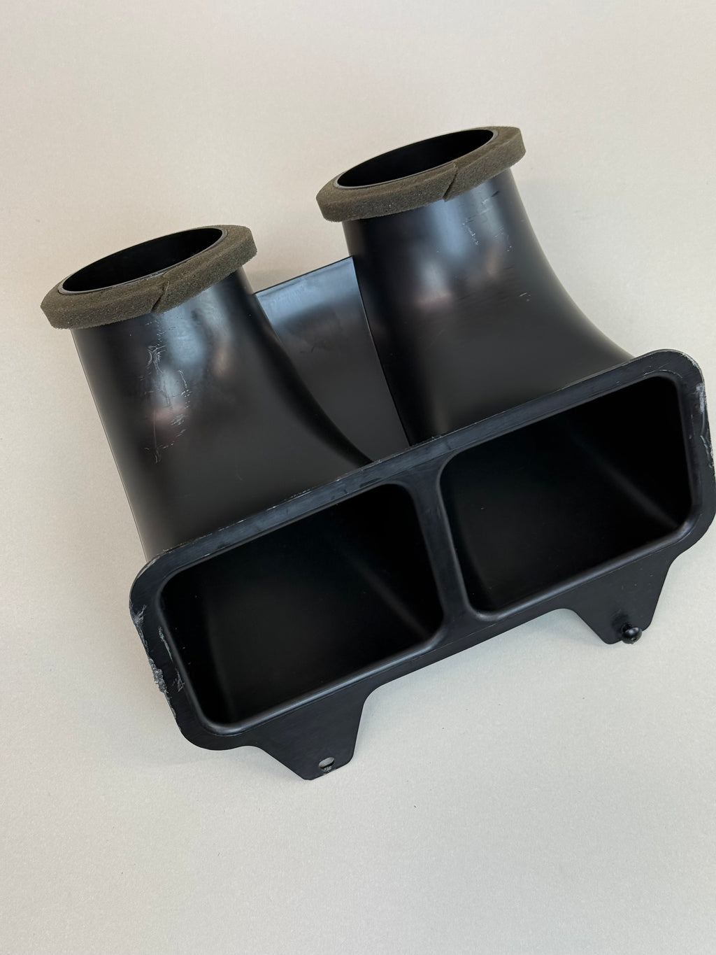 McLaren 570S 540C 570GT Center Dash Air Intake Duct 13N0303CP 2016-2021