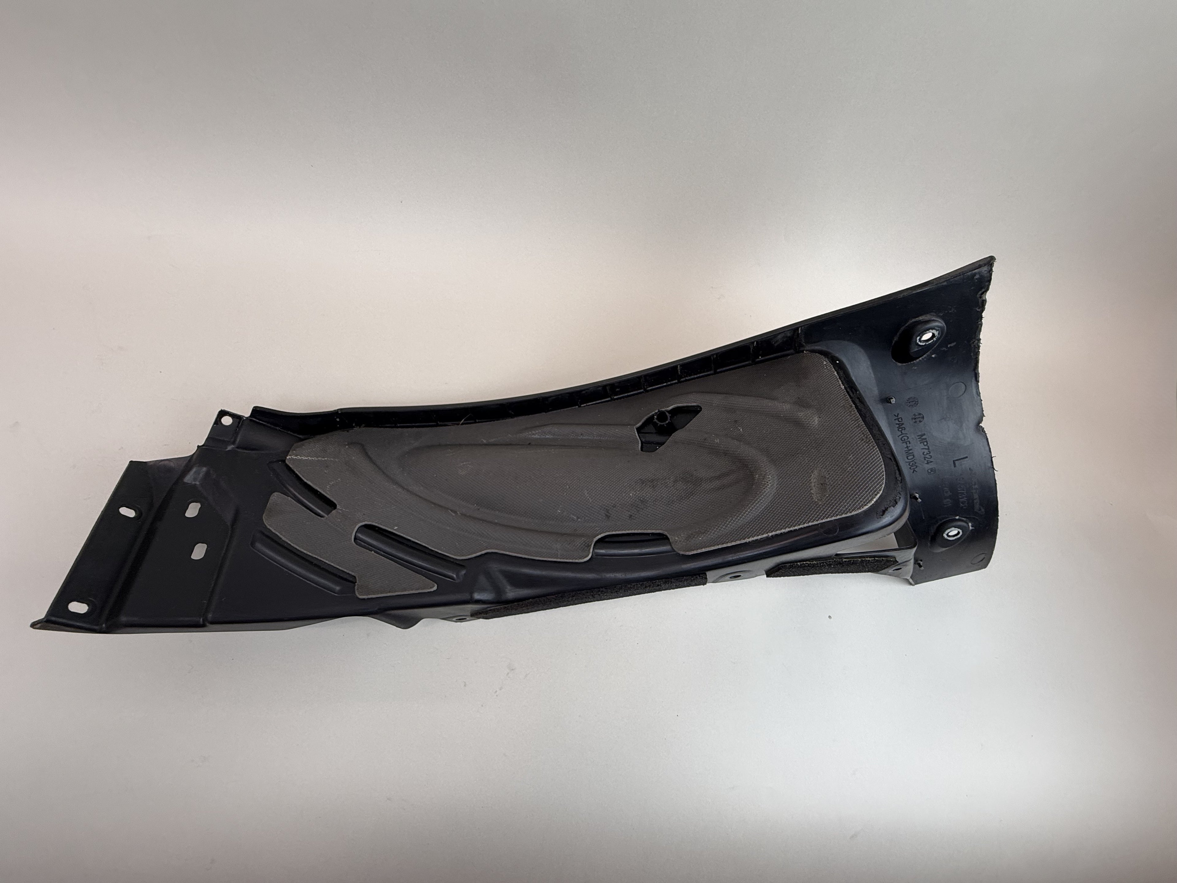 McLaren 570S 540C 570GT LH Left Front Inner Guard Moulding 13A5731CP 2016-2021