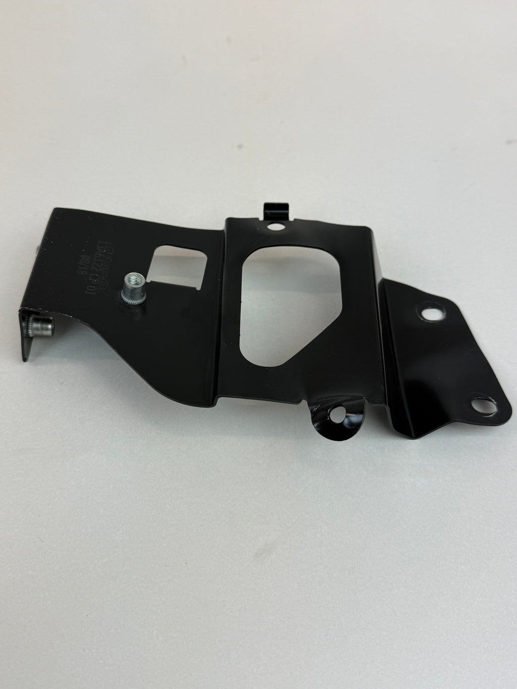 McLaren 570S 540C 570GT Horn Mounting Bracket 13A6122CP.01 2016-2021