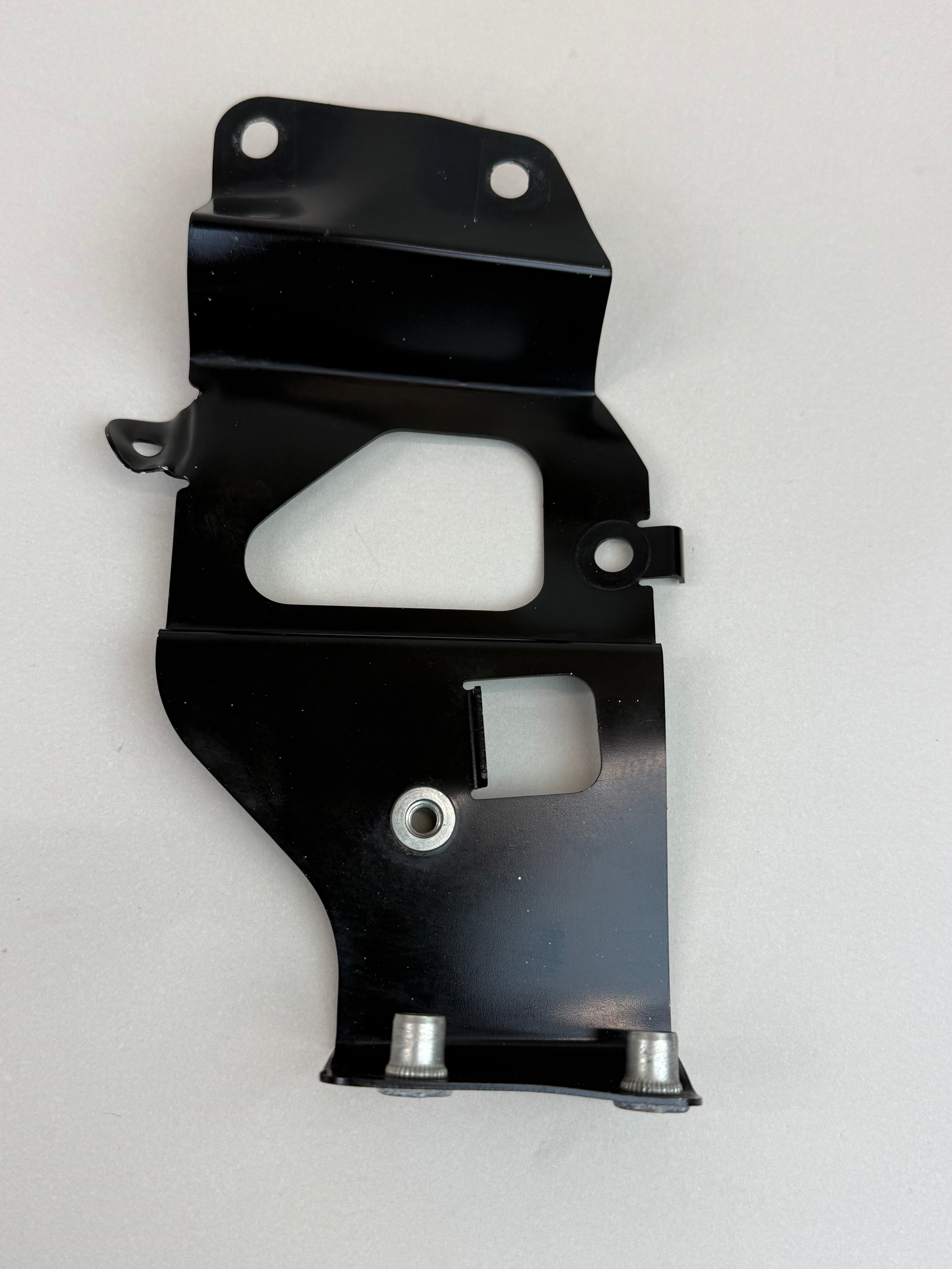 McLaren 570S 540C 570GT Horn Mounting Bracket 13A6122CP.01 2016-2021