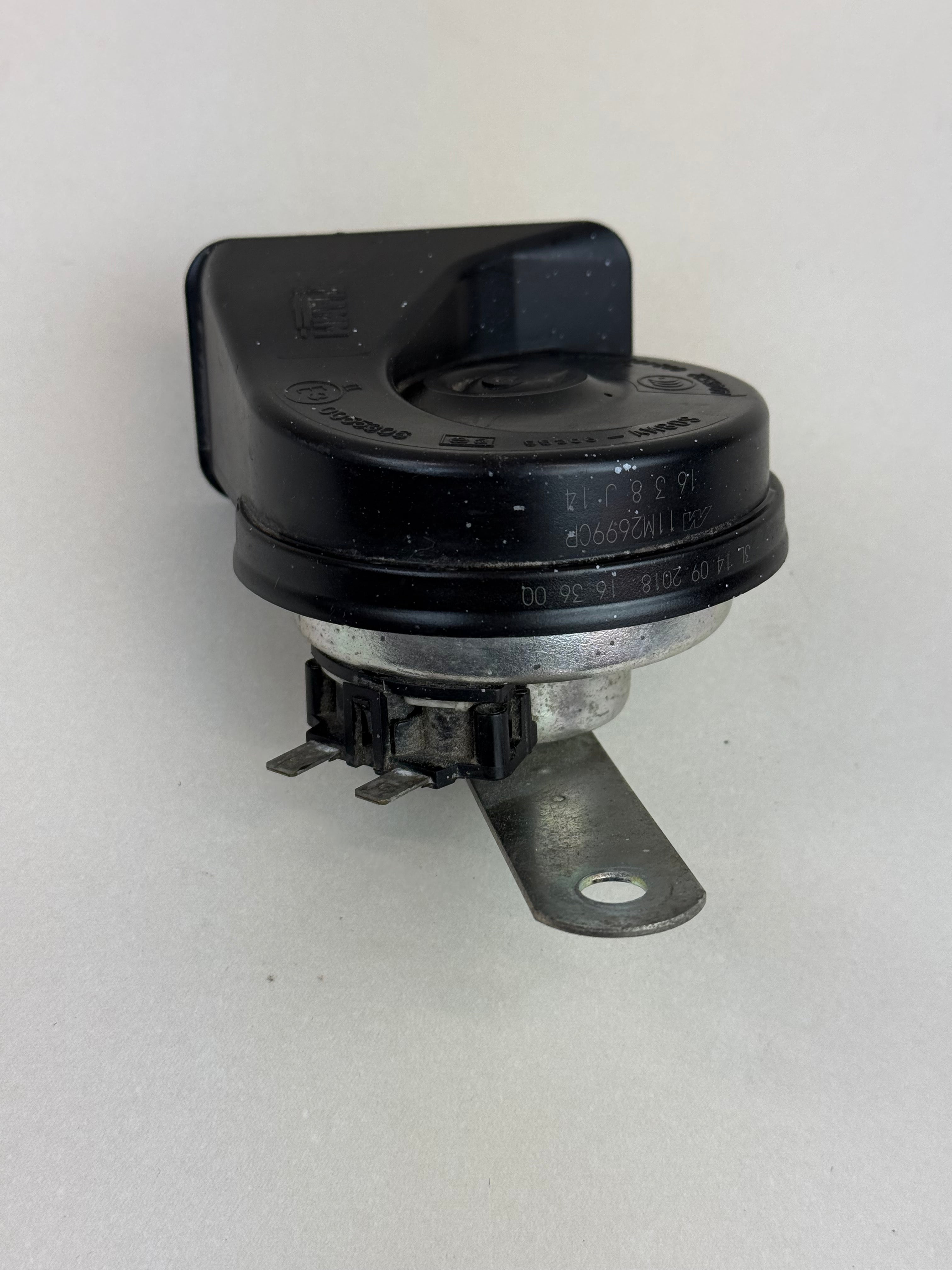 McLaren 570S 540C 570GT Horn Assembly 11M2699CP 2016-2021