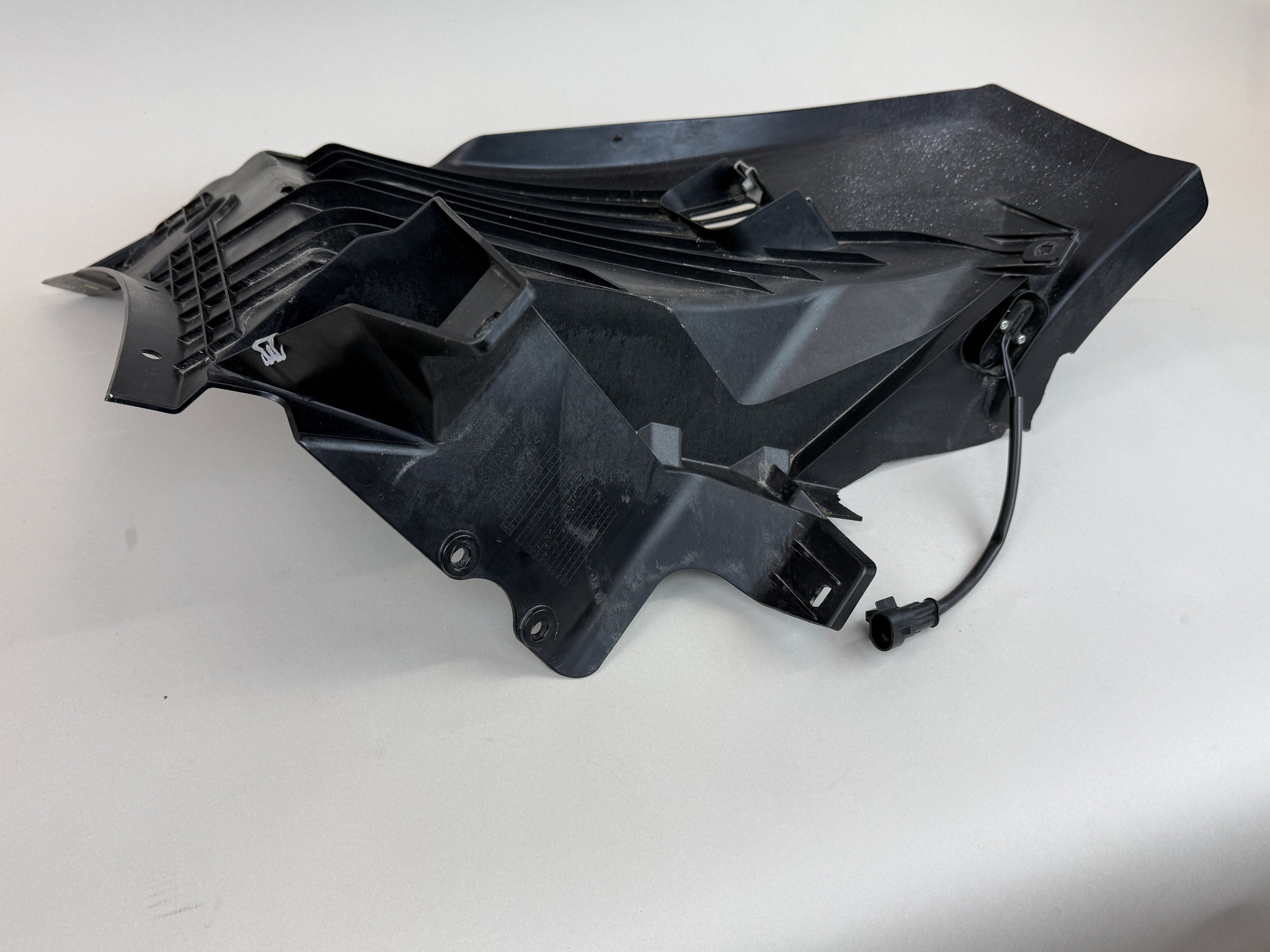 McLaren 570S 540C 570GT Left Rear Radiator Air Inlet Panel 13AA841CP 2016-2021 DAMAGED
