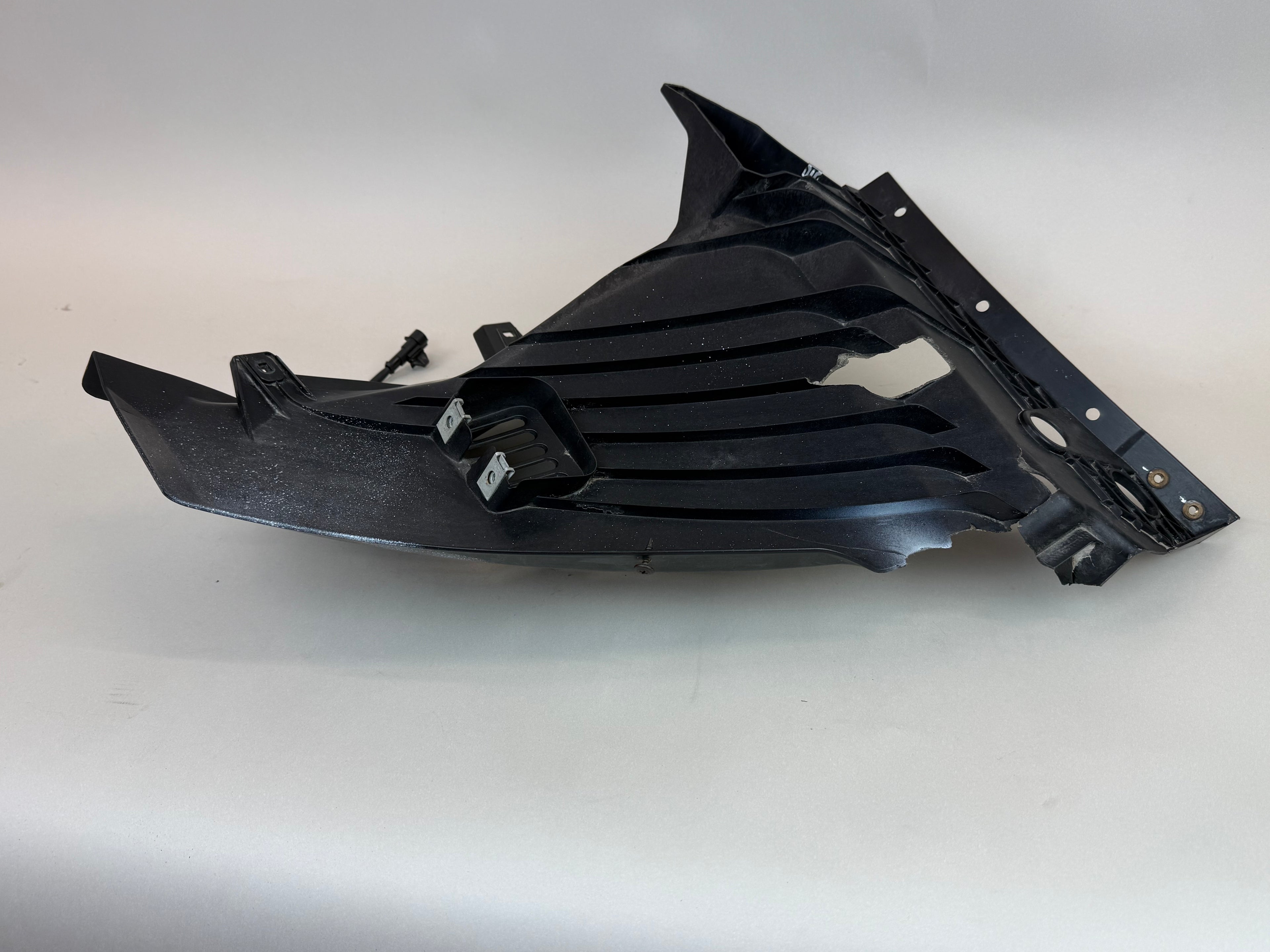 McLaren 570S 540C 570GT Left Rear Radiator Air Inlet Panel 13AA841CP 2016-2021 DAMAGED