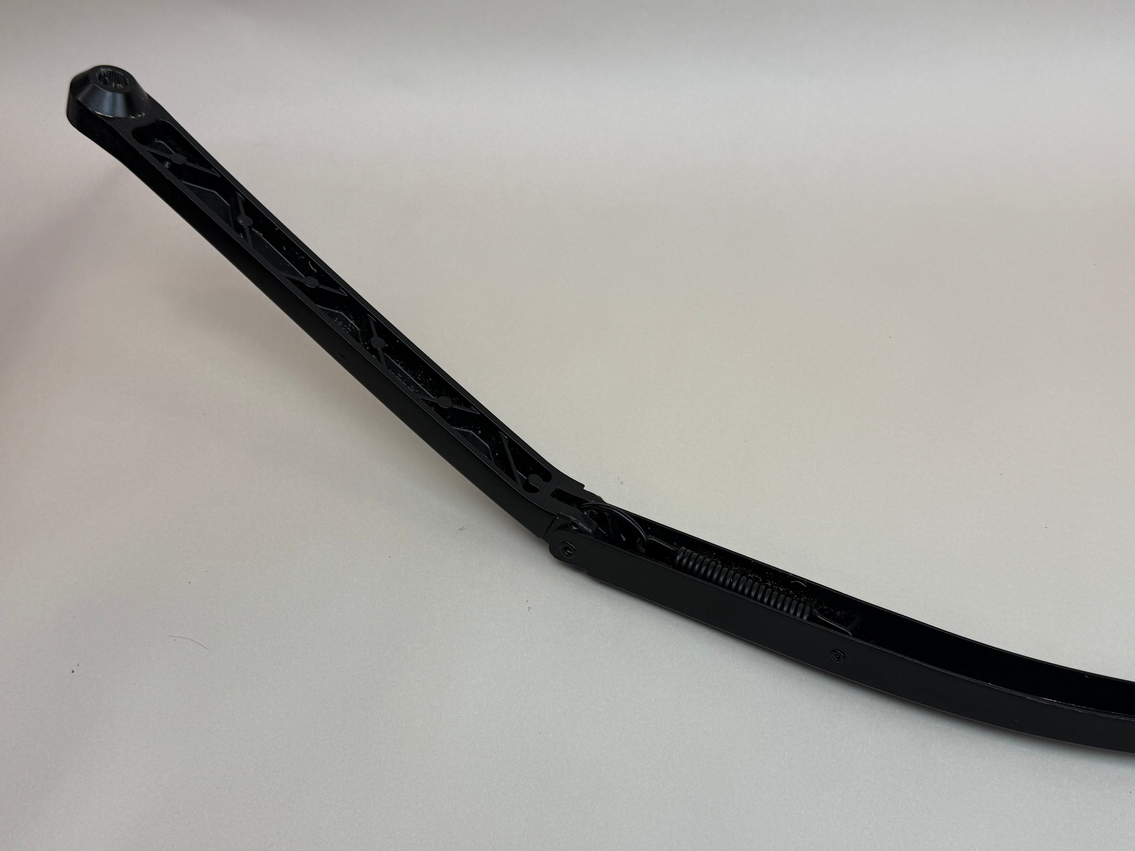 McLaren 570S 540C 570GT RH Right Windshield Wiper Arm Assembly 13A5861CP.01 2016-2021