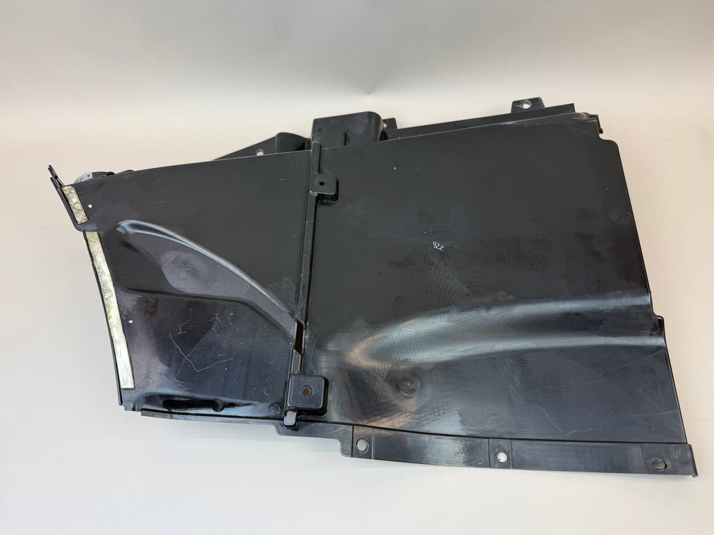McLaren 570S 540C 570GT Right Rear Radiator Air Inlet Panel Duct Shield 13AA842CP 2016-2021