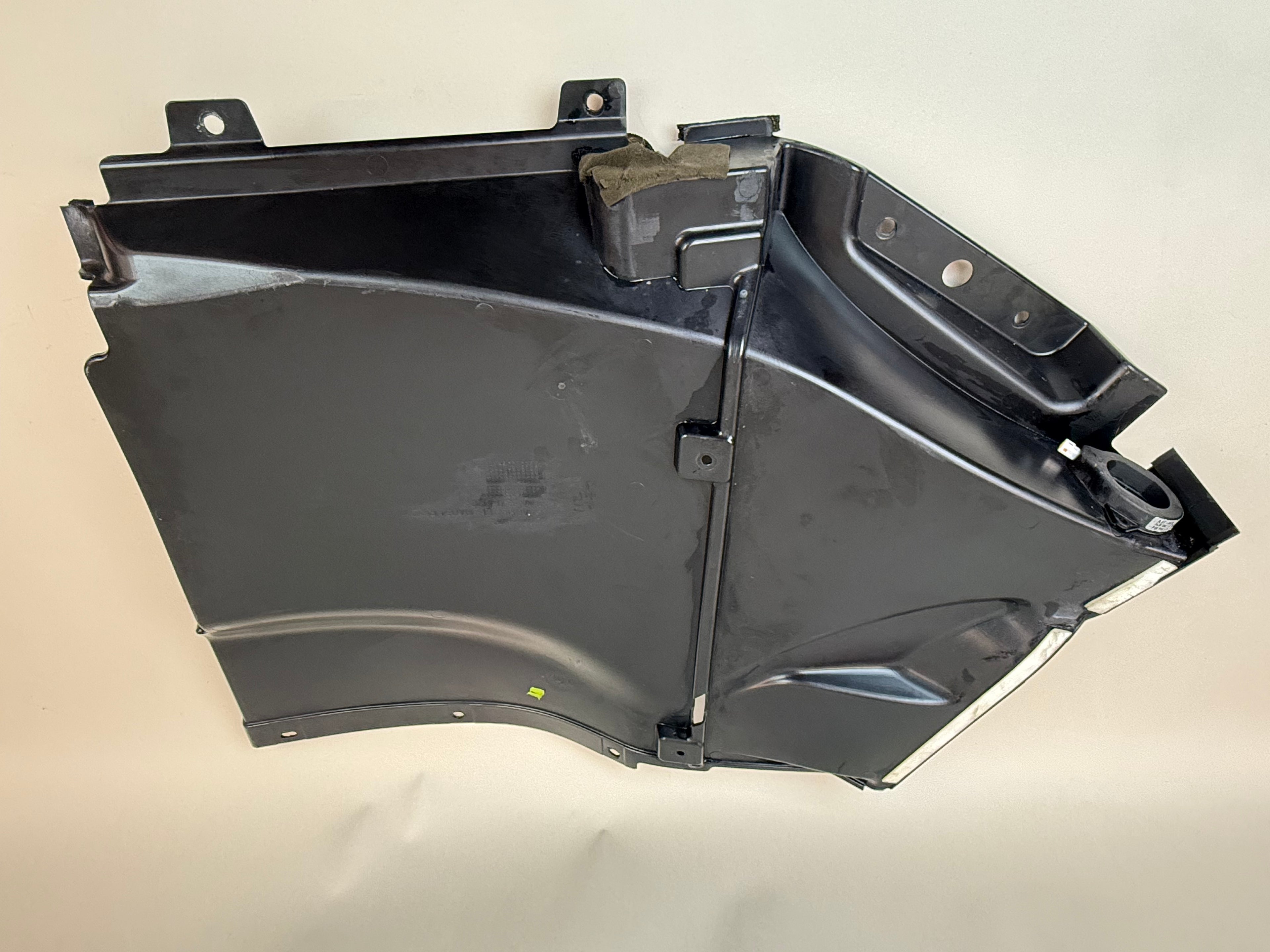 McLaren 570S 540C 570GT Right Rear Radiator Air Inlet Panel 13AA841CP 2016-2021