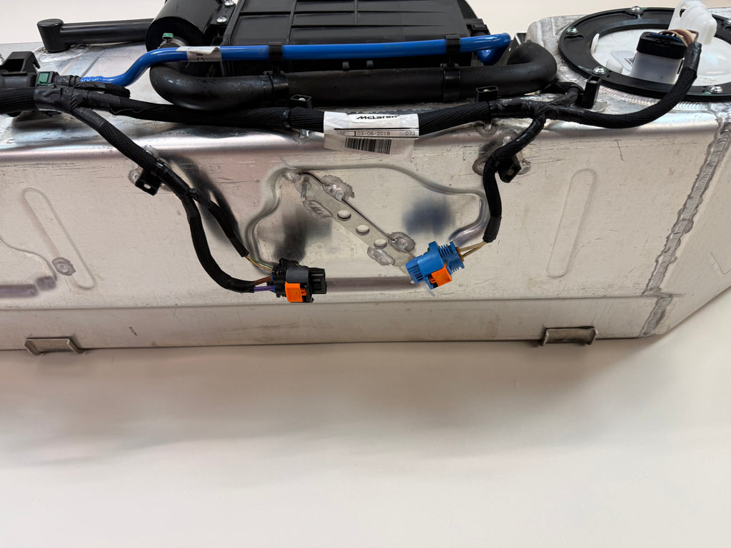 McLaren 570S Complete Fuel Tank Assembly 2016-2021 570S 540C 570GT 600LT Fuel Cell Tank