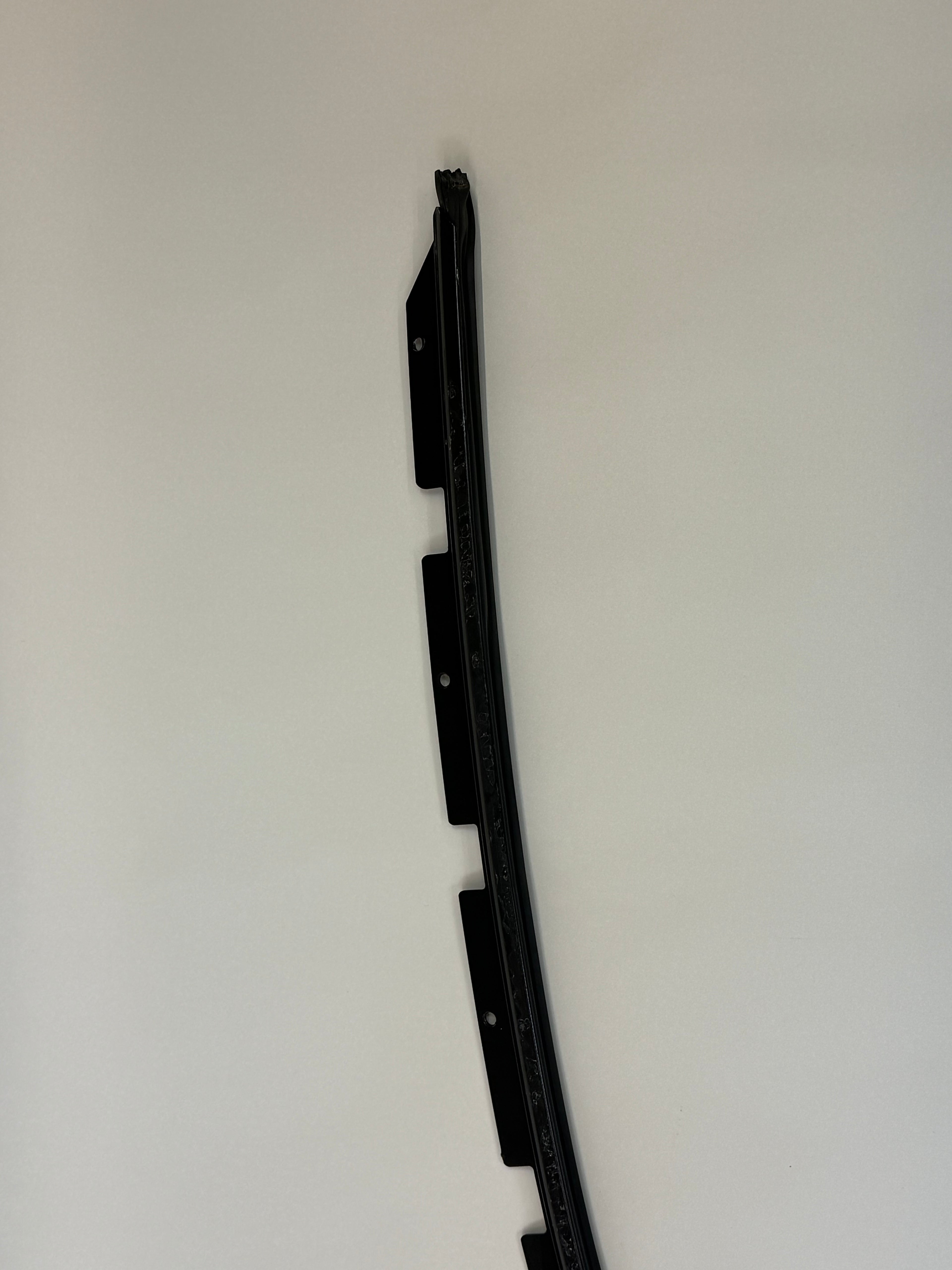 McLaren 570S Left Rear Roof Glass Frame Weatherstrip Trim 2016-2021 570S 540C 570GT 600LT