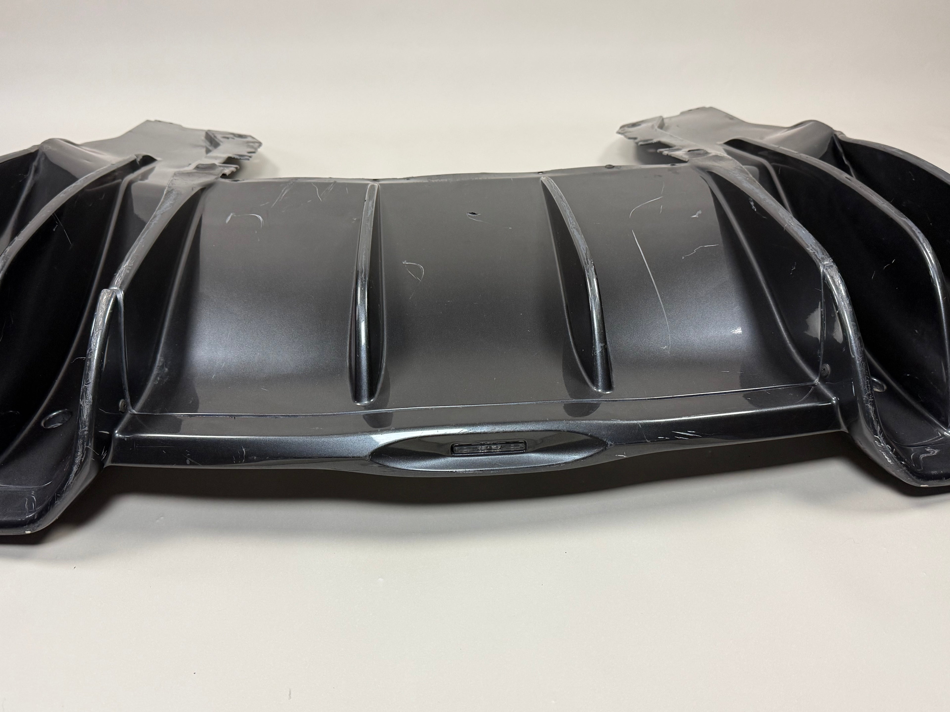 McLaren 570S Rear Bumper Diffuser Assembly DAMAGED 2016-2021 570S 540C 570GT Rear Lower Valance