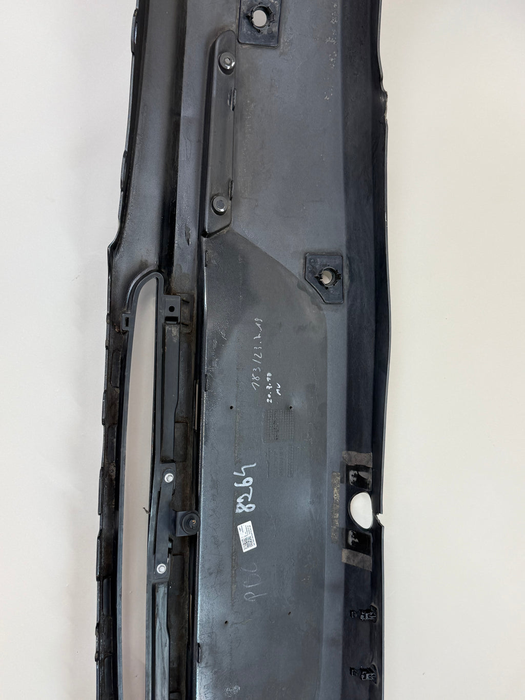 McLaren 570S Rear Bumper Upper Cover Trim Panel DAMAGED 13A3361CP 2016-2021 570S 540C 570GT