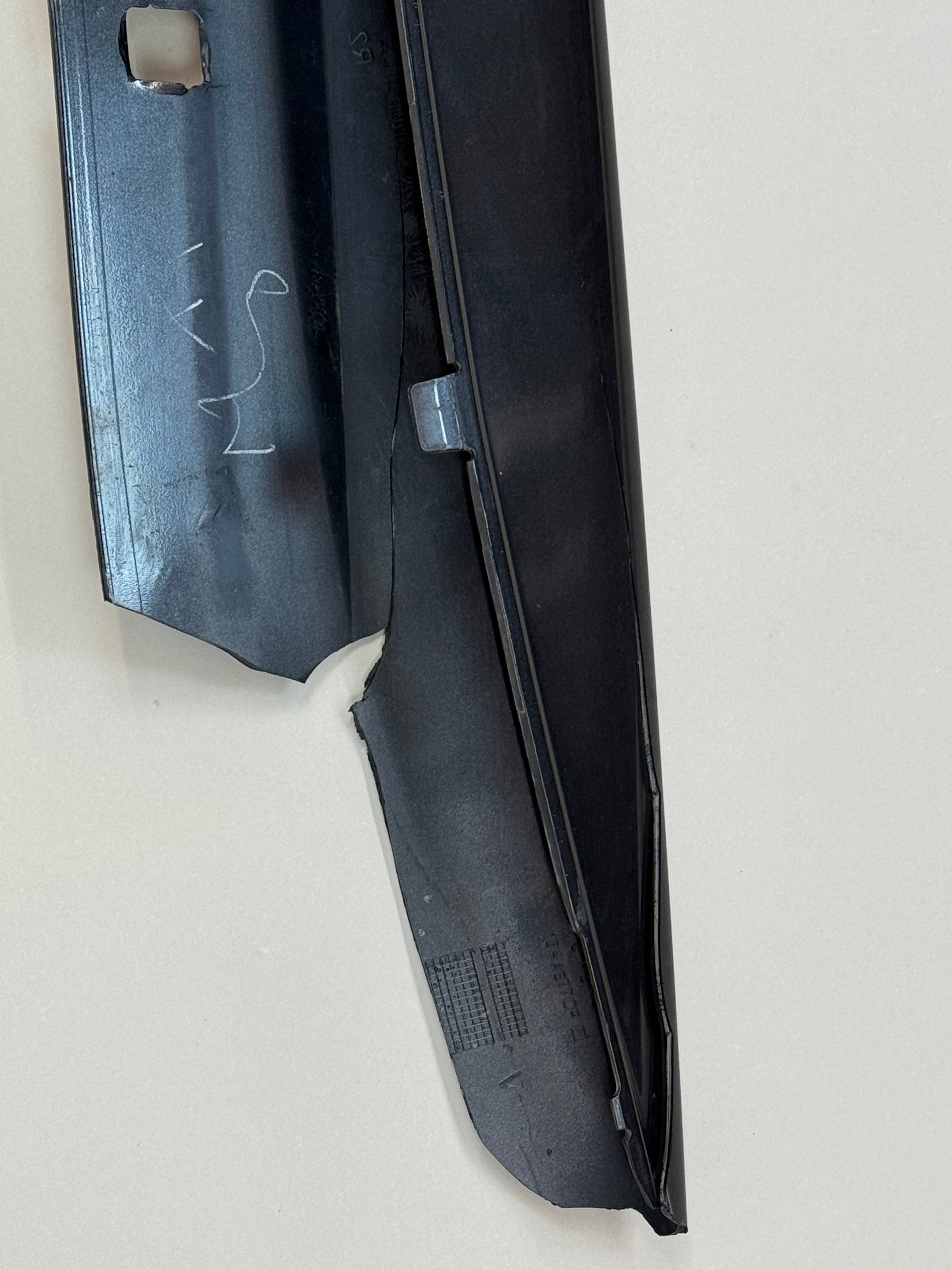 McLaren 570S Right Side Rocker Panel Skirt Trim 13AA597CP 2016-2021 570S 540C 570GT
