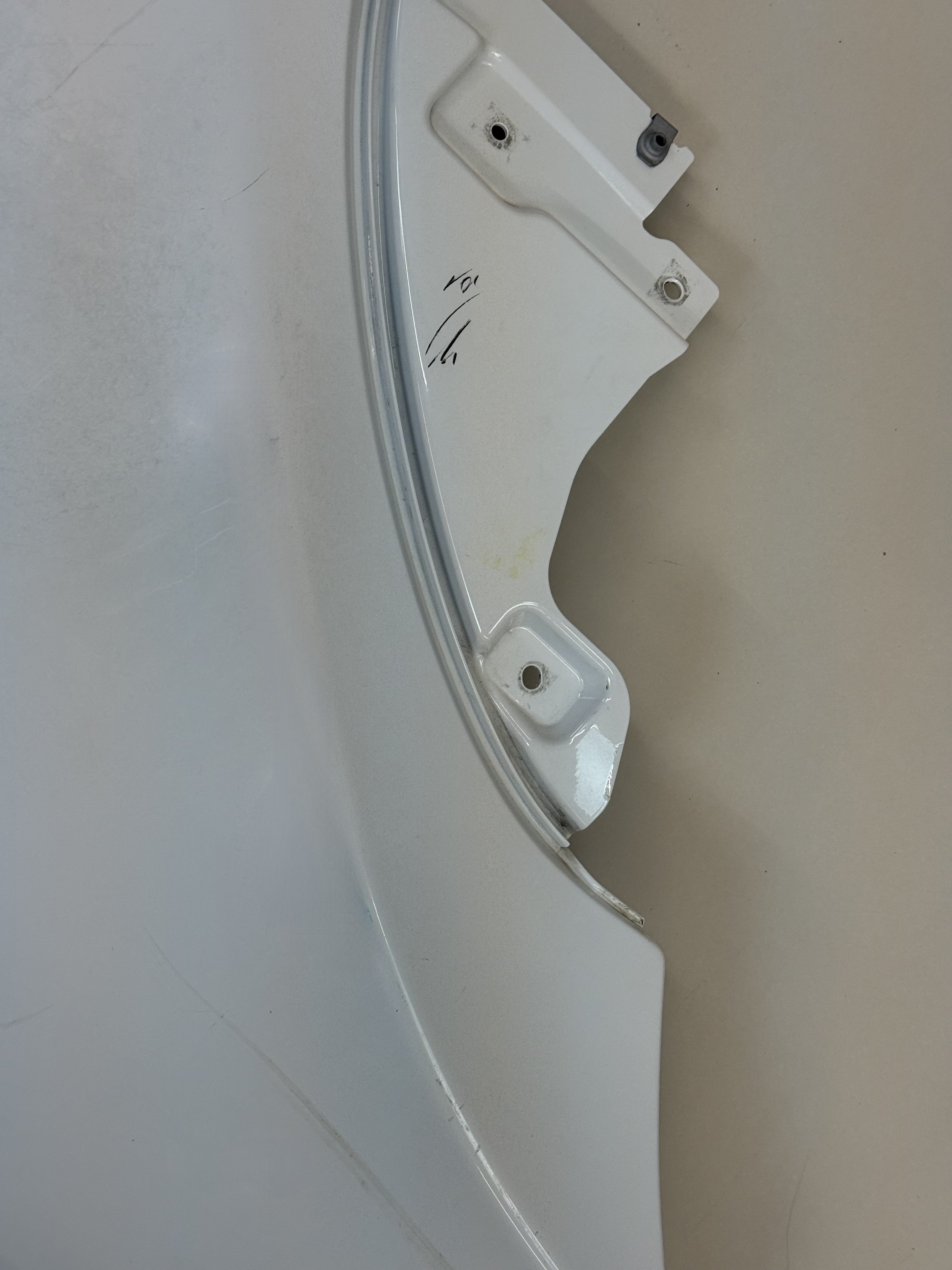 McLaren 540C 570S 570GT 600LT Rear Right Lower Quarter Panel 13A5328CP White 2015-2021