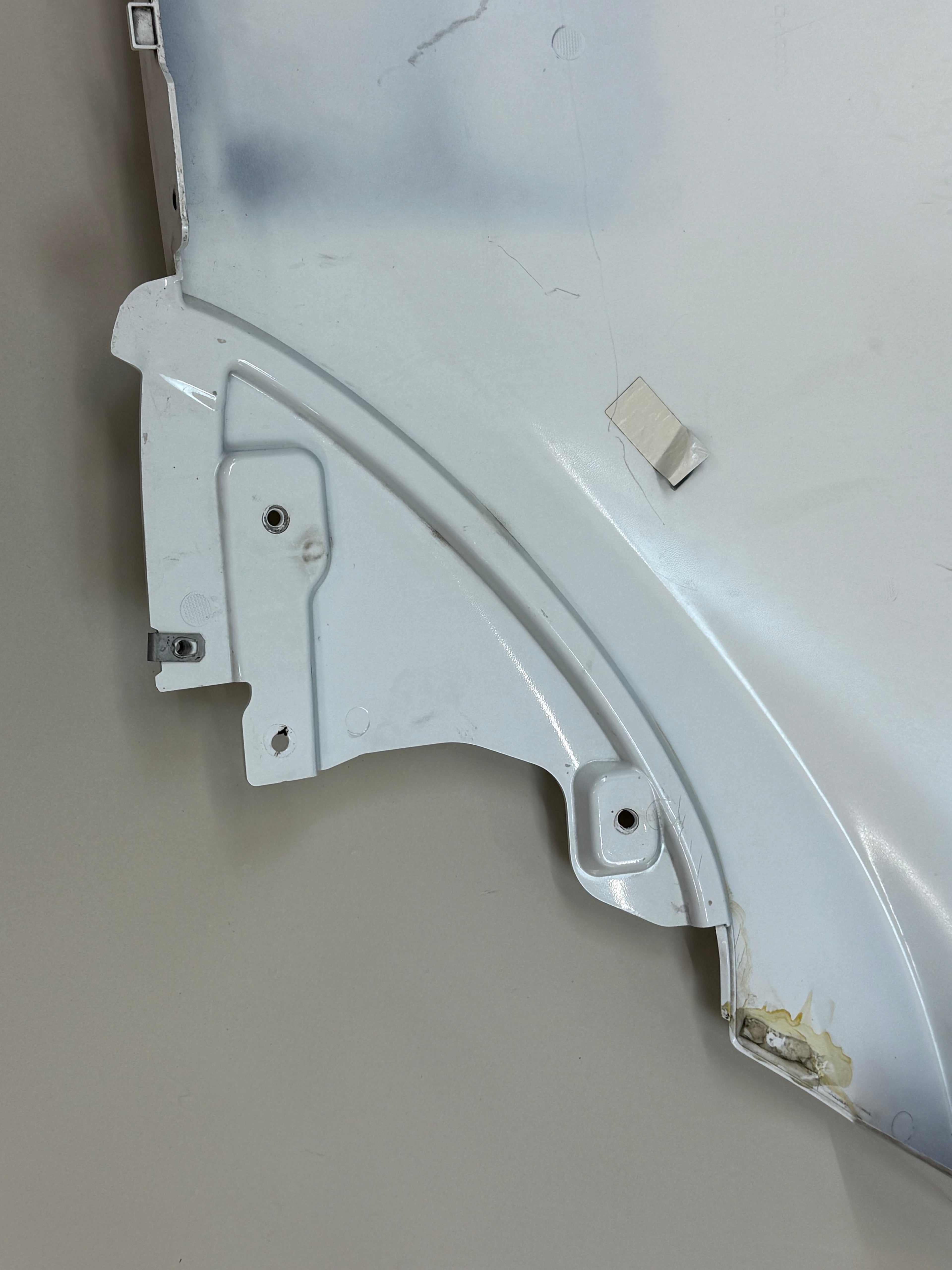 McLaren 540C 570S 570GT 600LT Rear Right Lower Quarter Panel 13A5328CP White 2015-2021