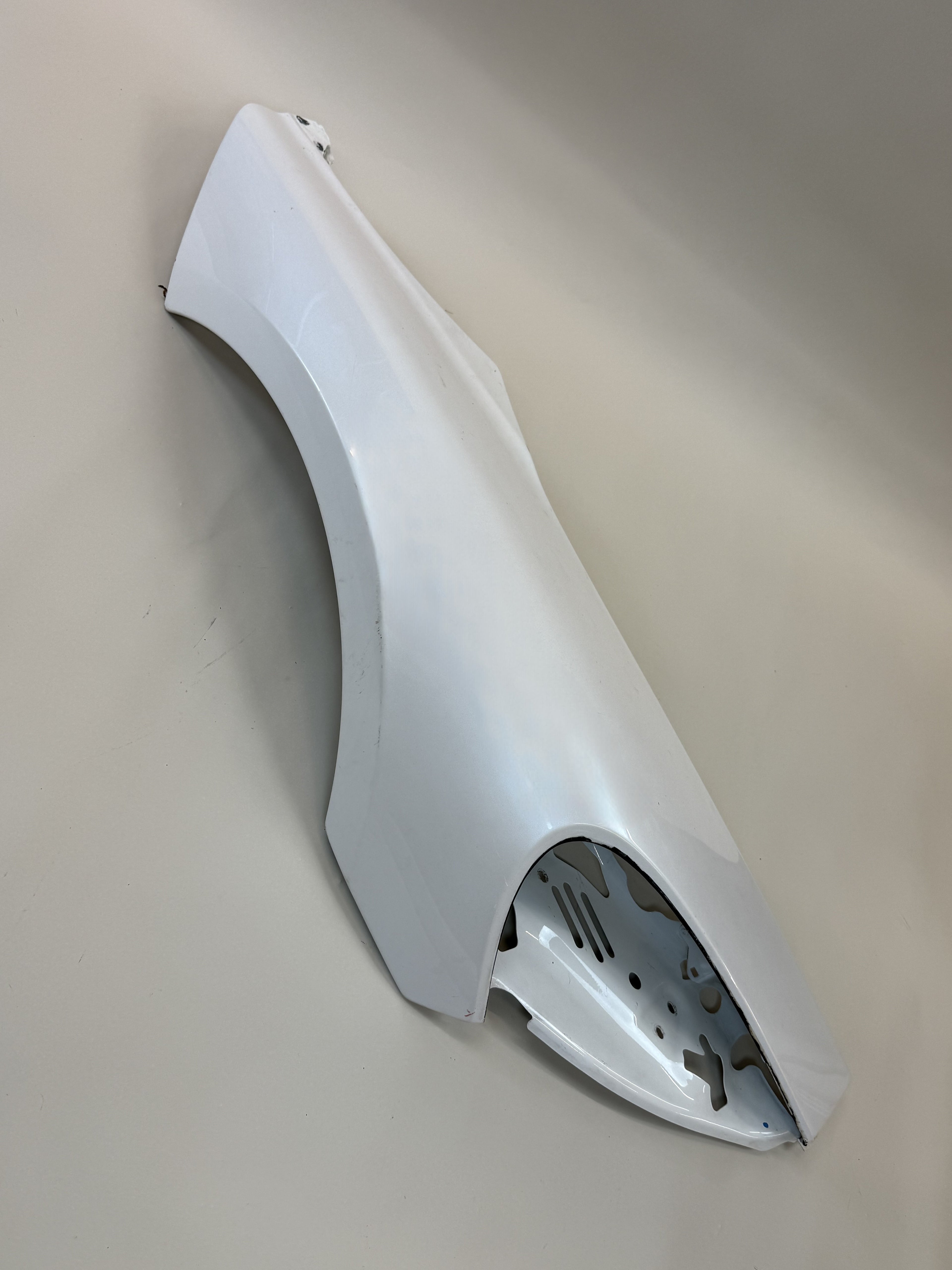 McLaren 540C 570S 570GT 600LT Front Left Fender P13 2015-2021 13A0895CP.01