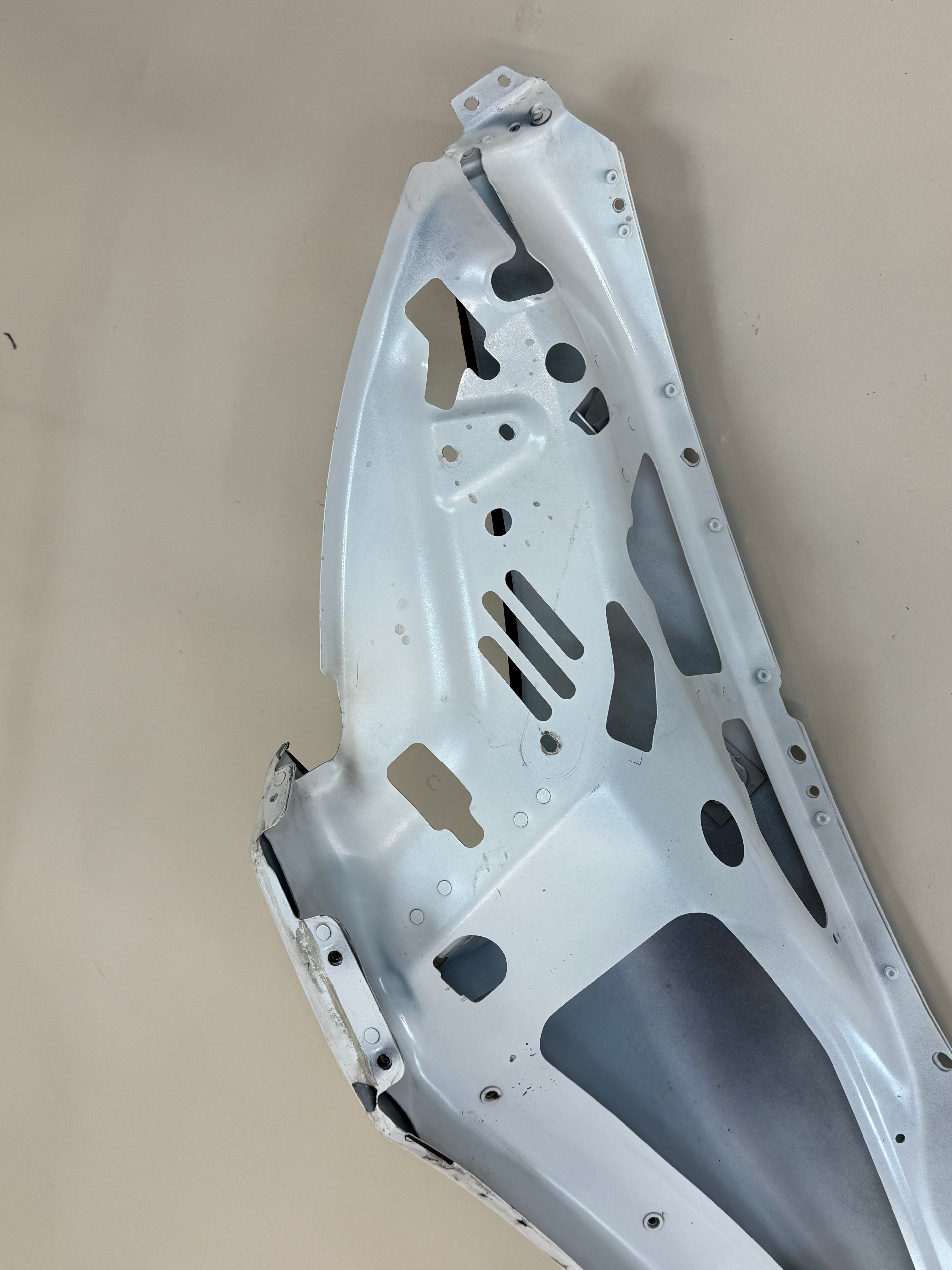 McLaren 540C 570S 570GT 600LT Front Left Fender P13 2015-2021 13A0895CP.01