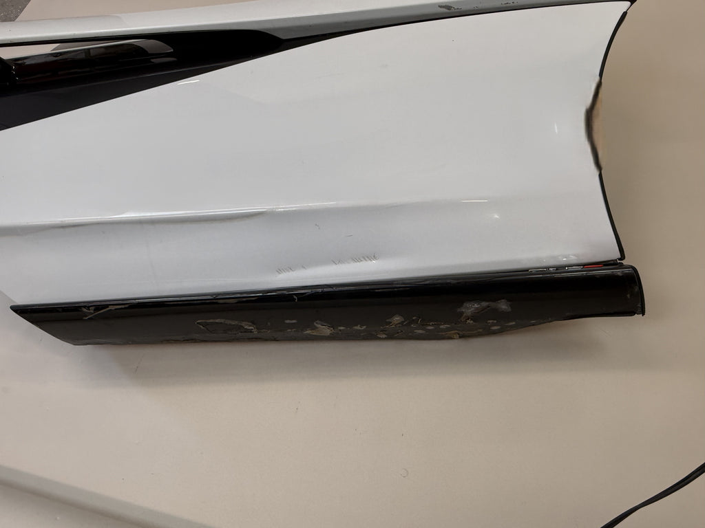 McLaren 570S Right Door Assembly OEM | Complete Door Shell Glass Window White