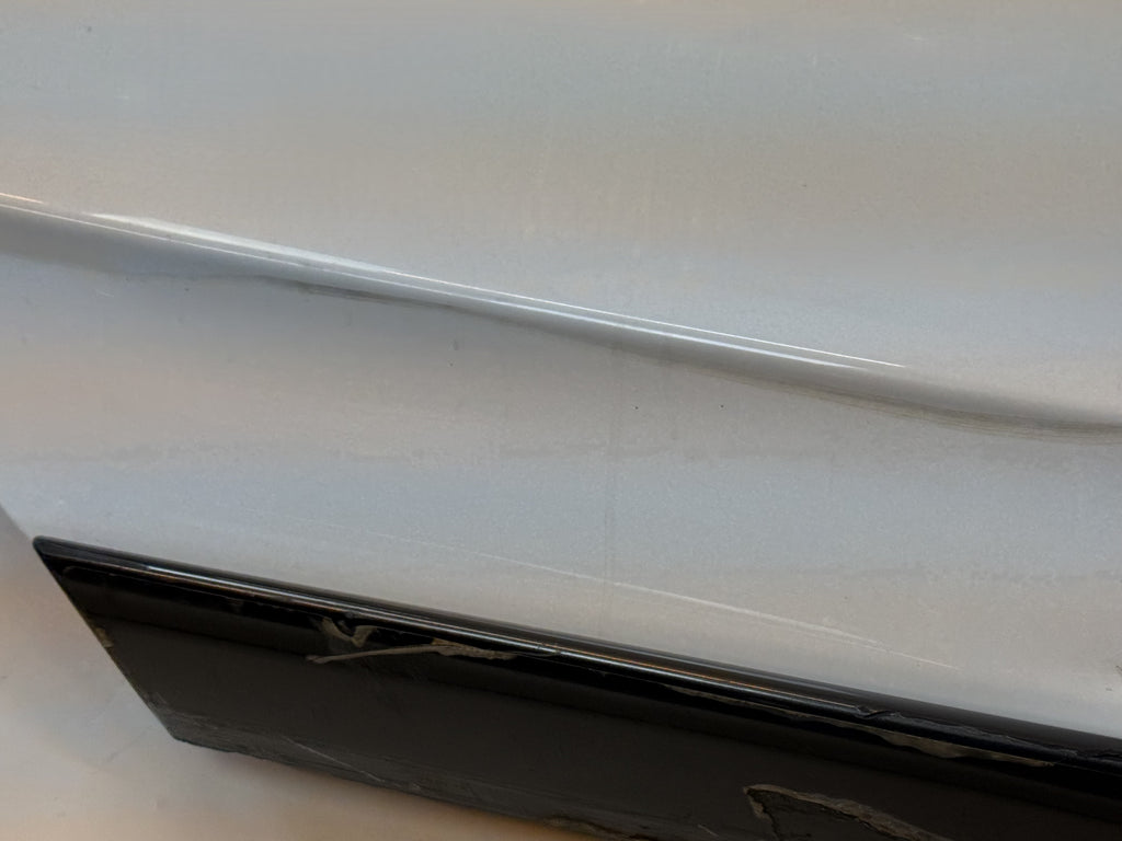 McLaren 570S Right Door Assembly OEM | Complete Door Shell Glass Window White