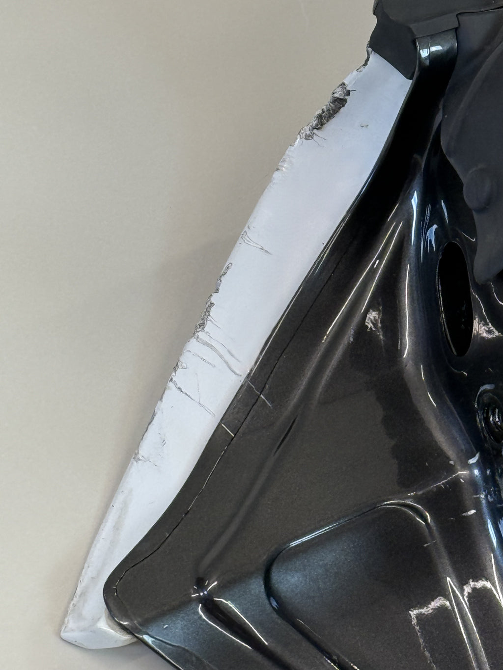 McLaren 570S Right Door Assembly OEM | Complete Door Shell Glass Window White