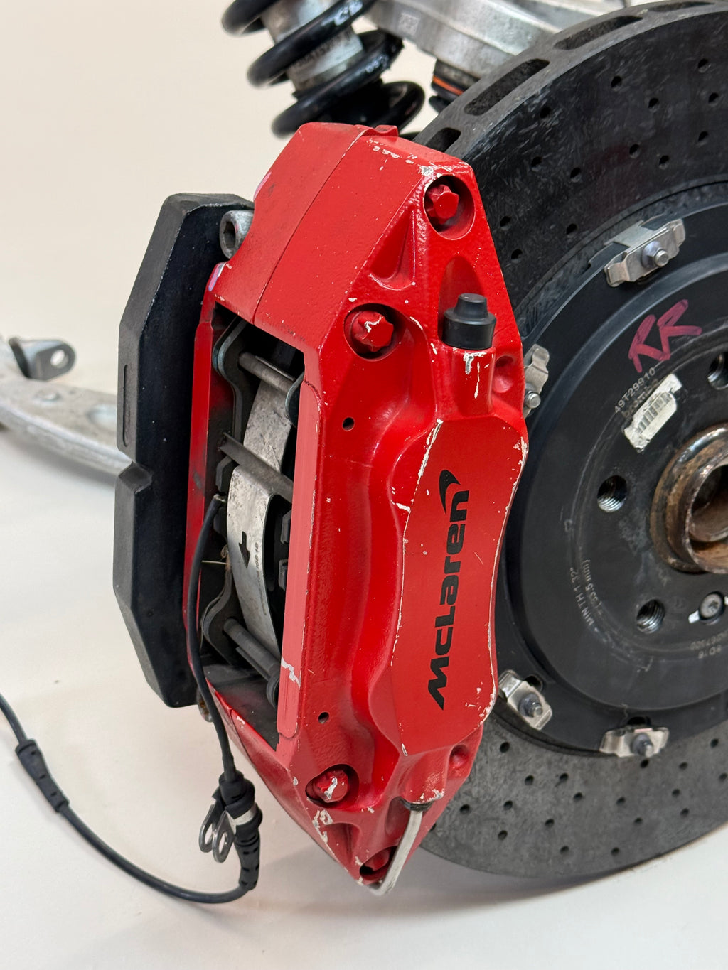 McLaren 570S Rear Left Suspension & Brake Assembly OEM | Carbon Ceramic Rotor Red Caliper Shock
