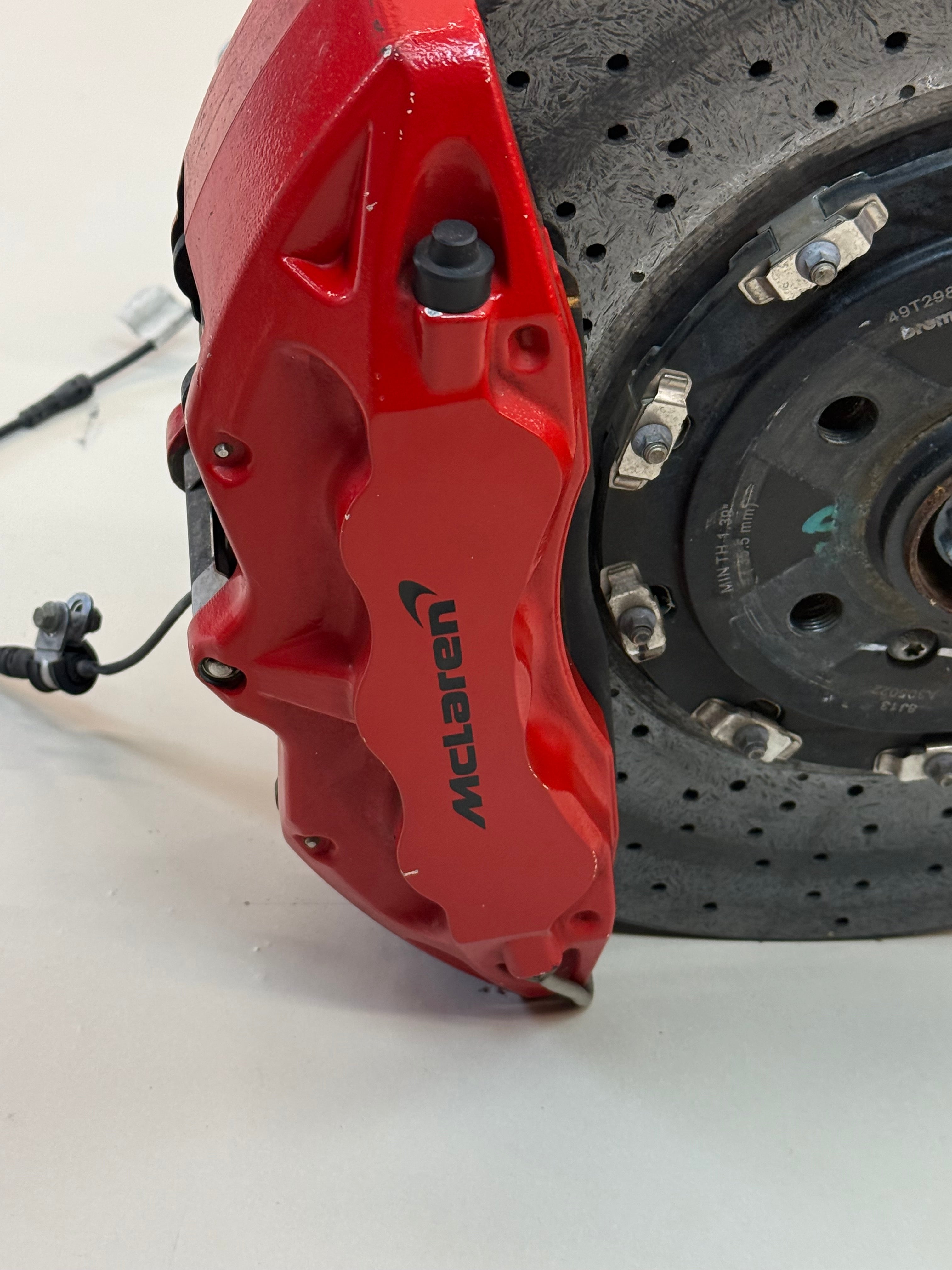 McLaren 570S Front Right Suspension & Brake Assembly OEM | Carbon Ceramic Rotor Red Caliper Shock