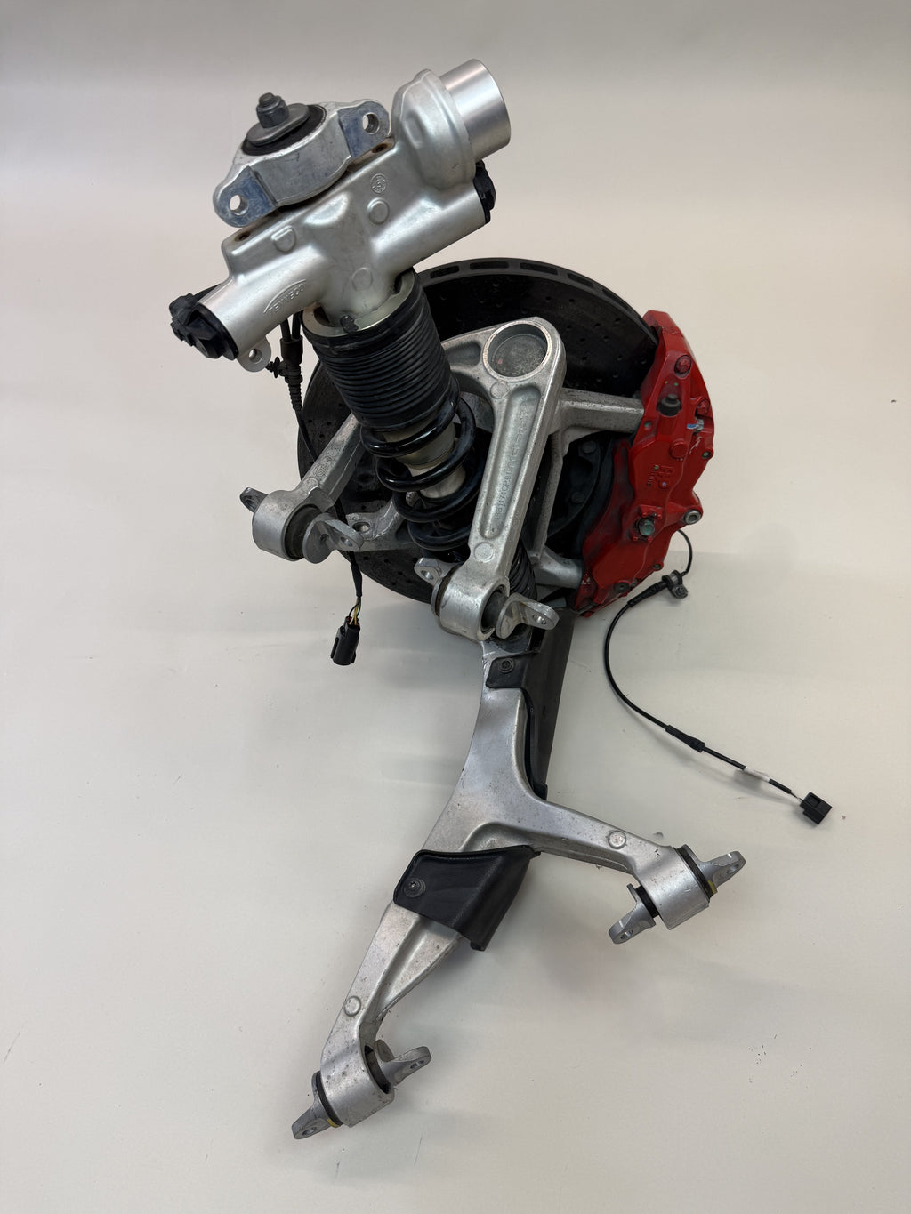 McLaren 570S Front Right Suspension & Brake Assembly OEM | Carbon Ceramic Rotor Red Caliper Shock