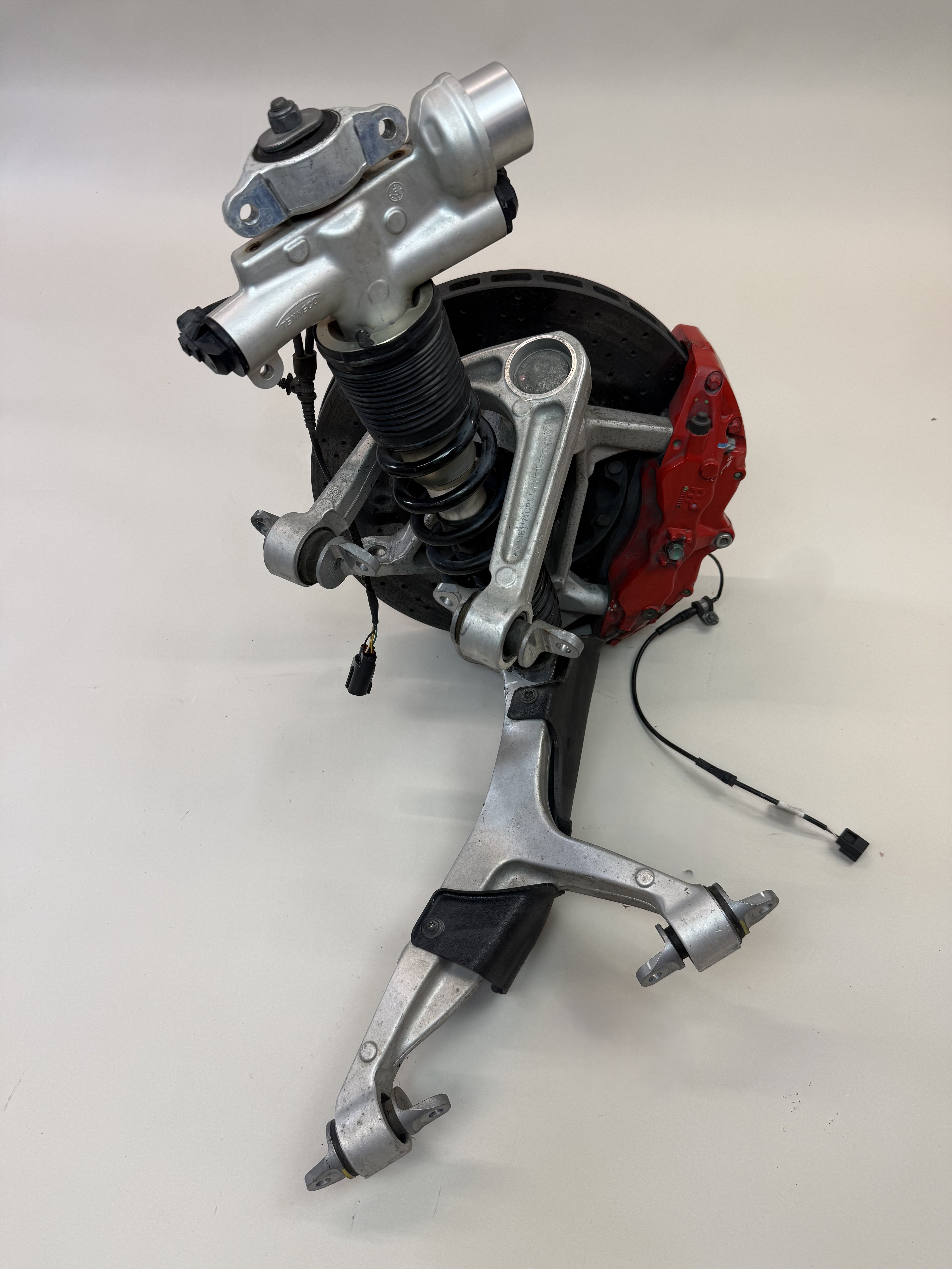 McLaren 570S Front Right Suspension & Brake Assembly OEM | Carbon Ceramic Rotor Red Caliper Shock