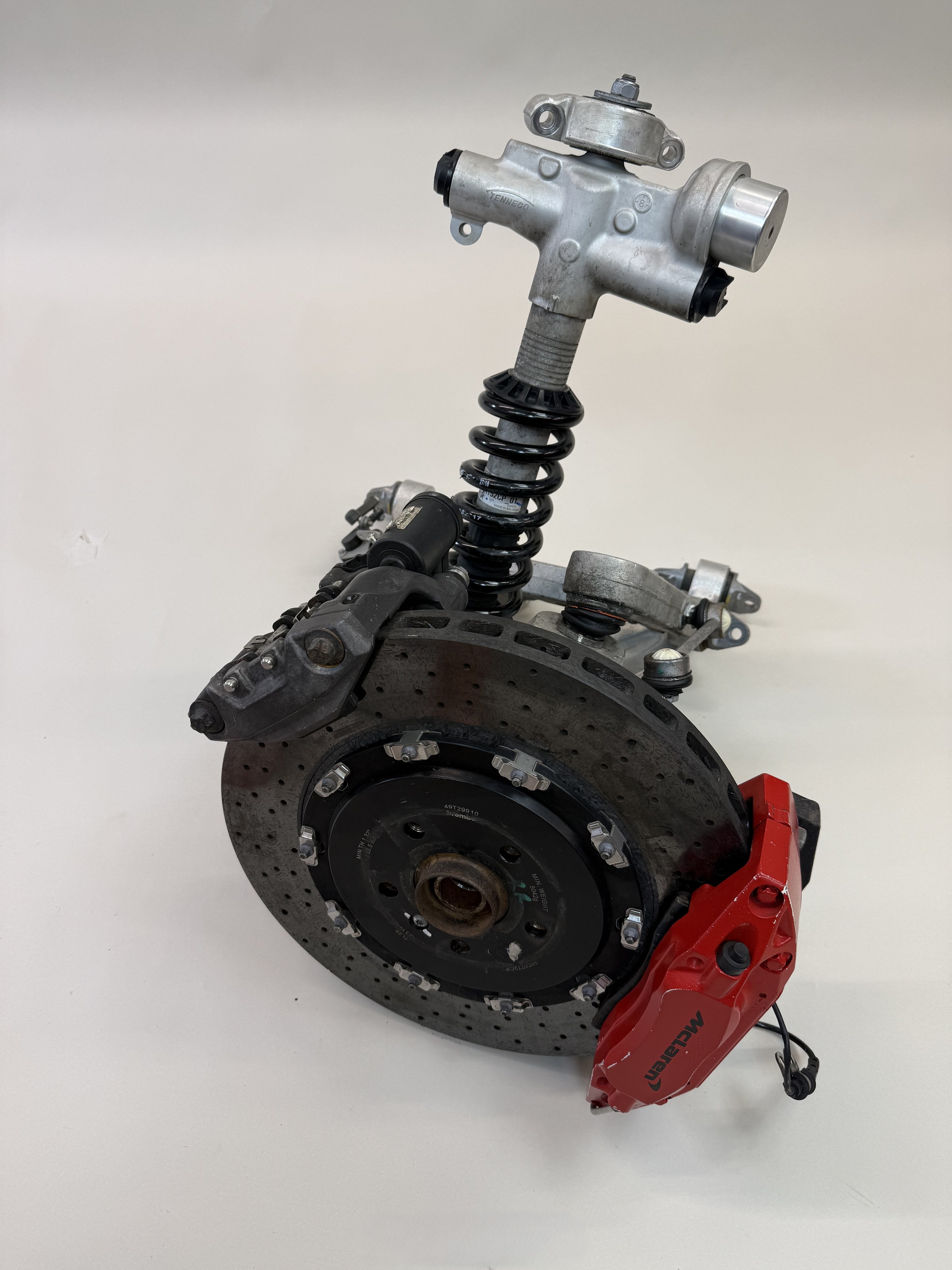 McLaren 570S Rear Right Suspension & Brake Assembly OEM | Carbon Ceramic Rotor Red Caliper Shock