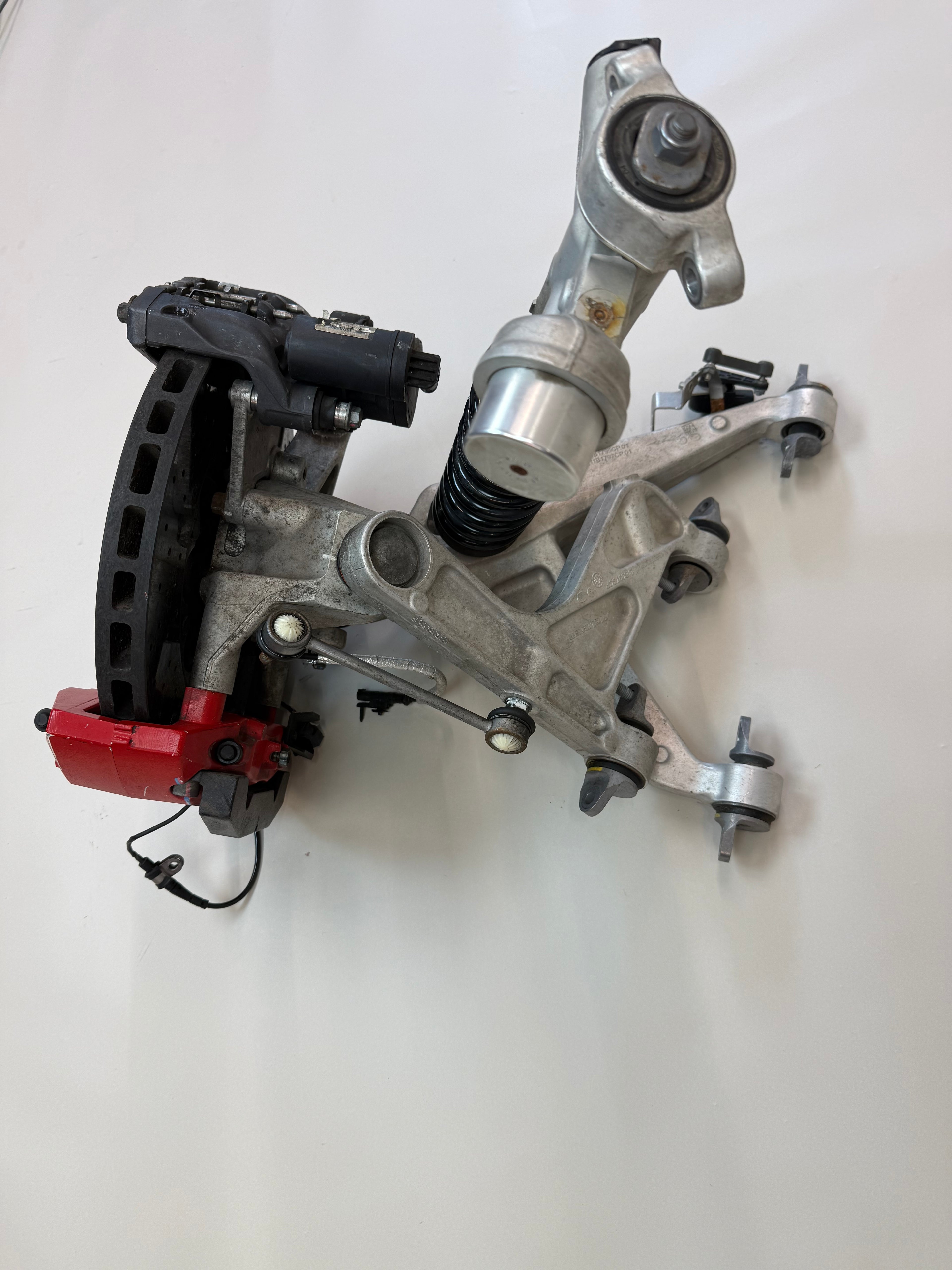McLaren 570S Rear Right Suspension & Brake Assembly OEM | Carbon Ceramic Rotor Red Caliper Shock