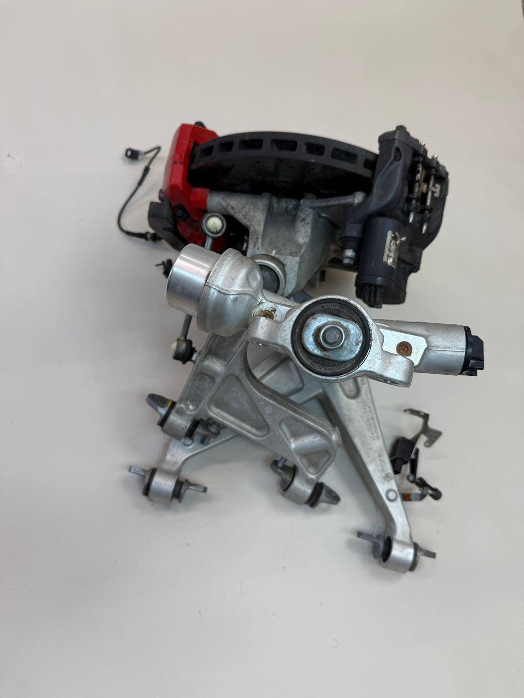 McLaren 570S Rear Right Suspension & Brake Assembly OEM | Carbon Ceramic Rotor Red Caliper Shock