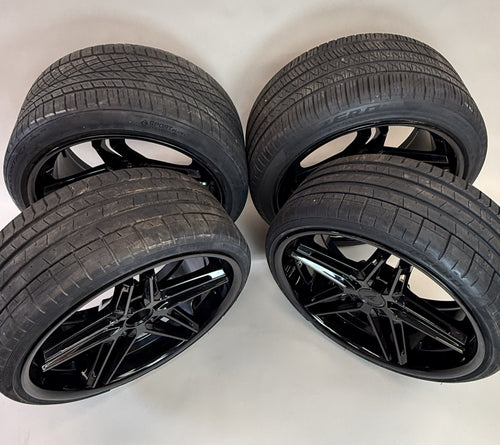 Ferrada Gloss Black Wheels Set of 4 for 2019 McLaren 570S | Front Pirelli P Zero Tires | Rear Mixed Tire Setup