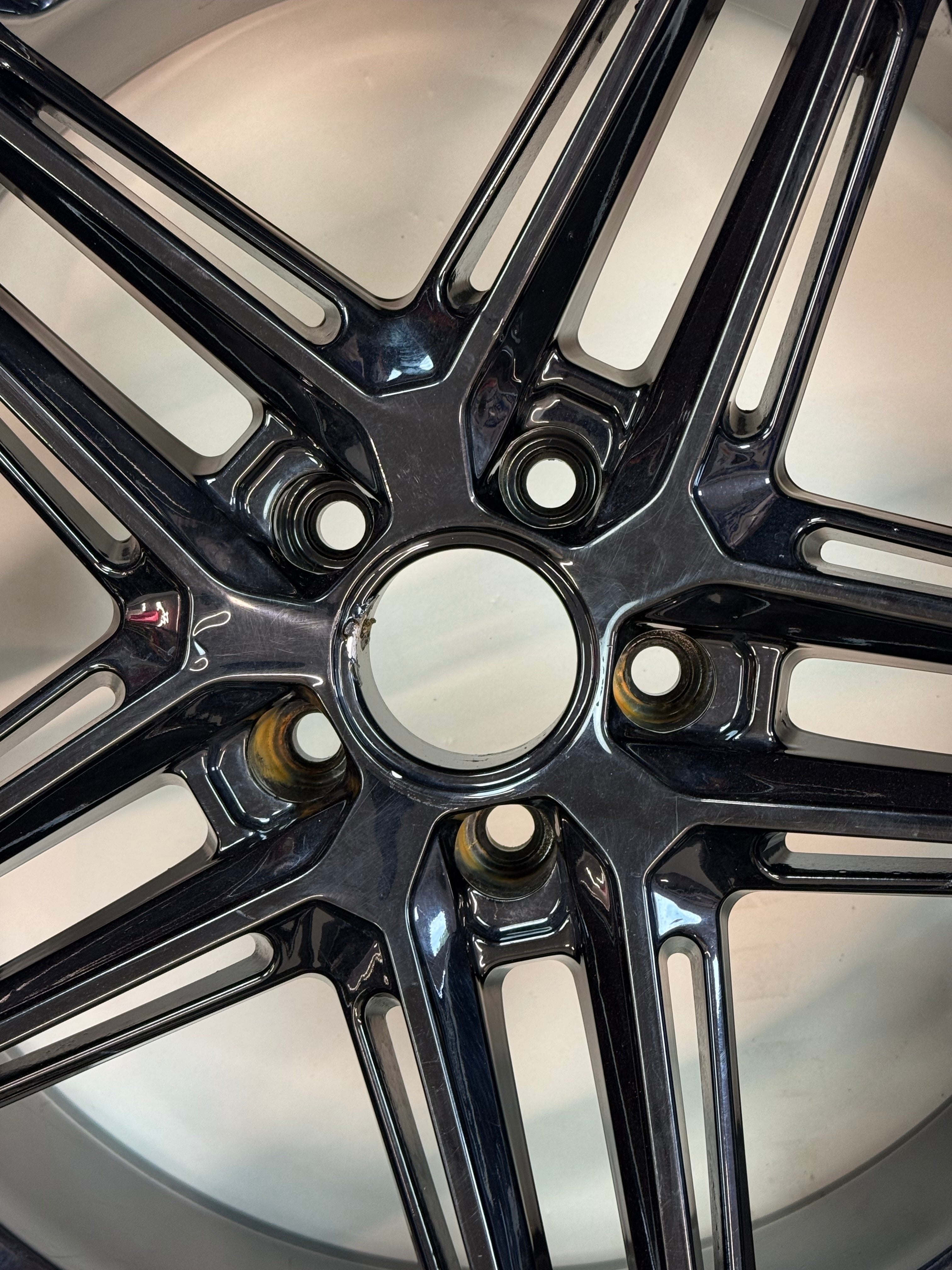 Ferrada Gloss Black Wheels Set of 4 for 2019 McLaren 570S | Front Pirelli P Zero Tires | Rear Mixed Tire Setup