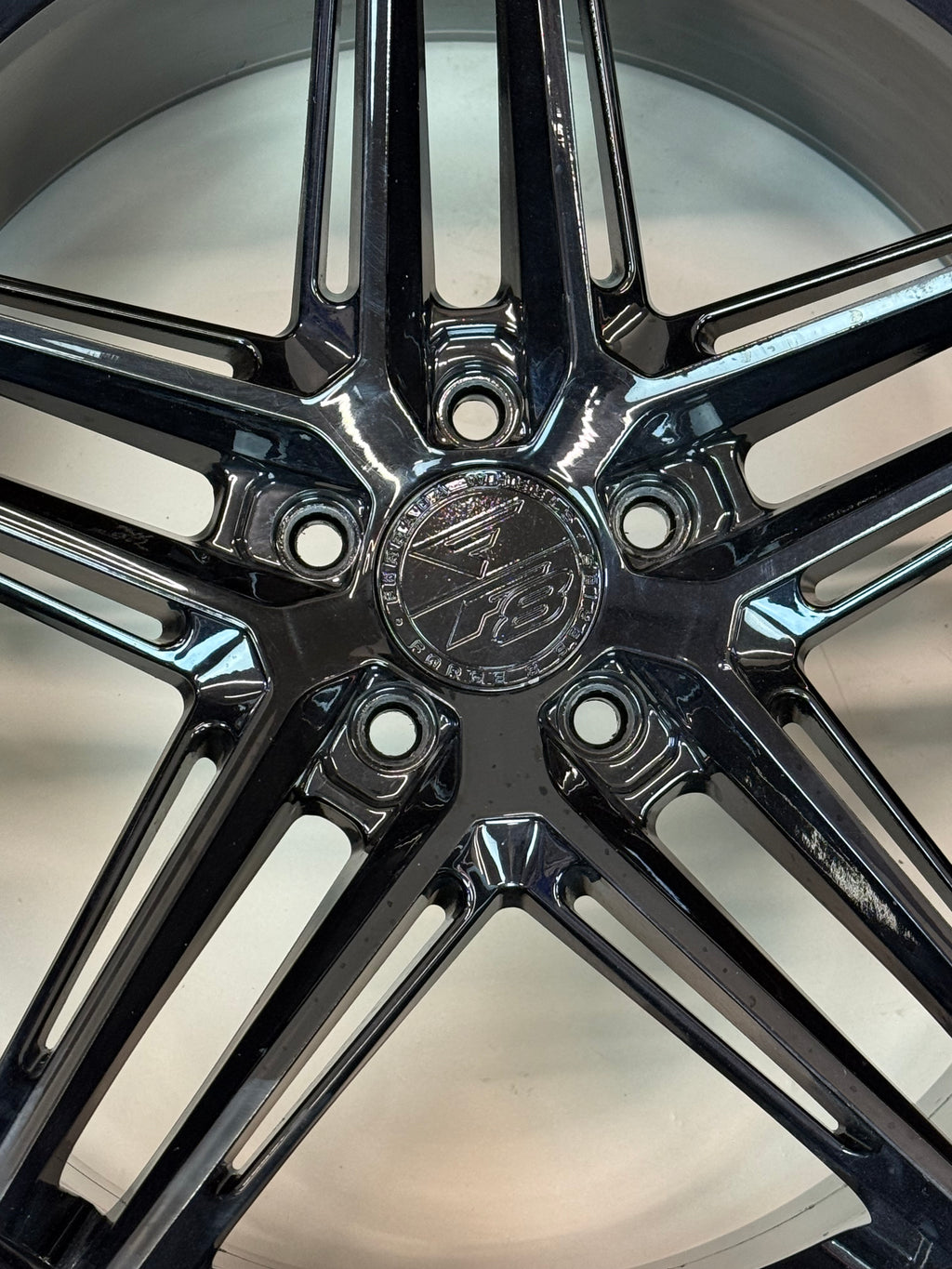 Ferrada Gloss Black Wheels Set of 4 for 2019 McLaren 570S | Front Pirelli P Zero Tires | Rear Mixed Tire Setup