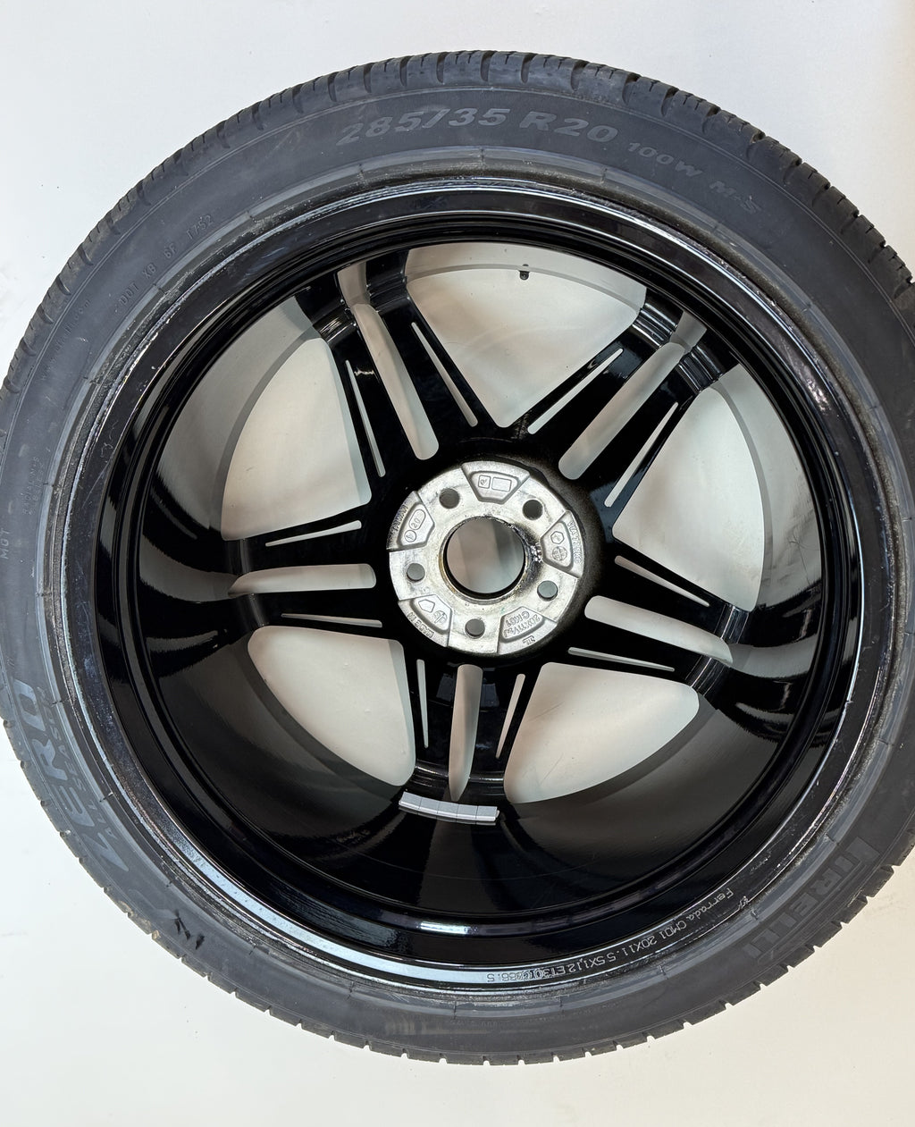 Ferrada Gloss Black Wheels Set of 4 for 2019 McLaren 570S | Front Pirelli P Zero Tires | Rear Mixed Tire Setup