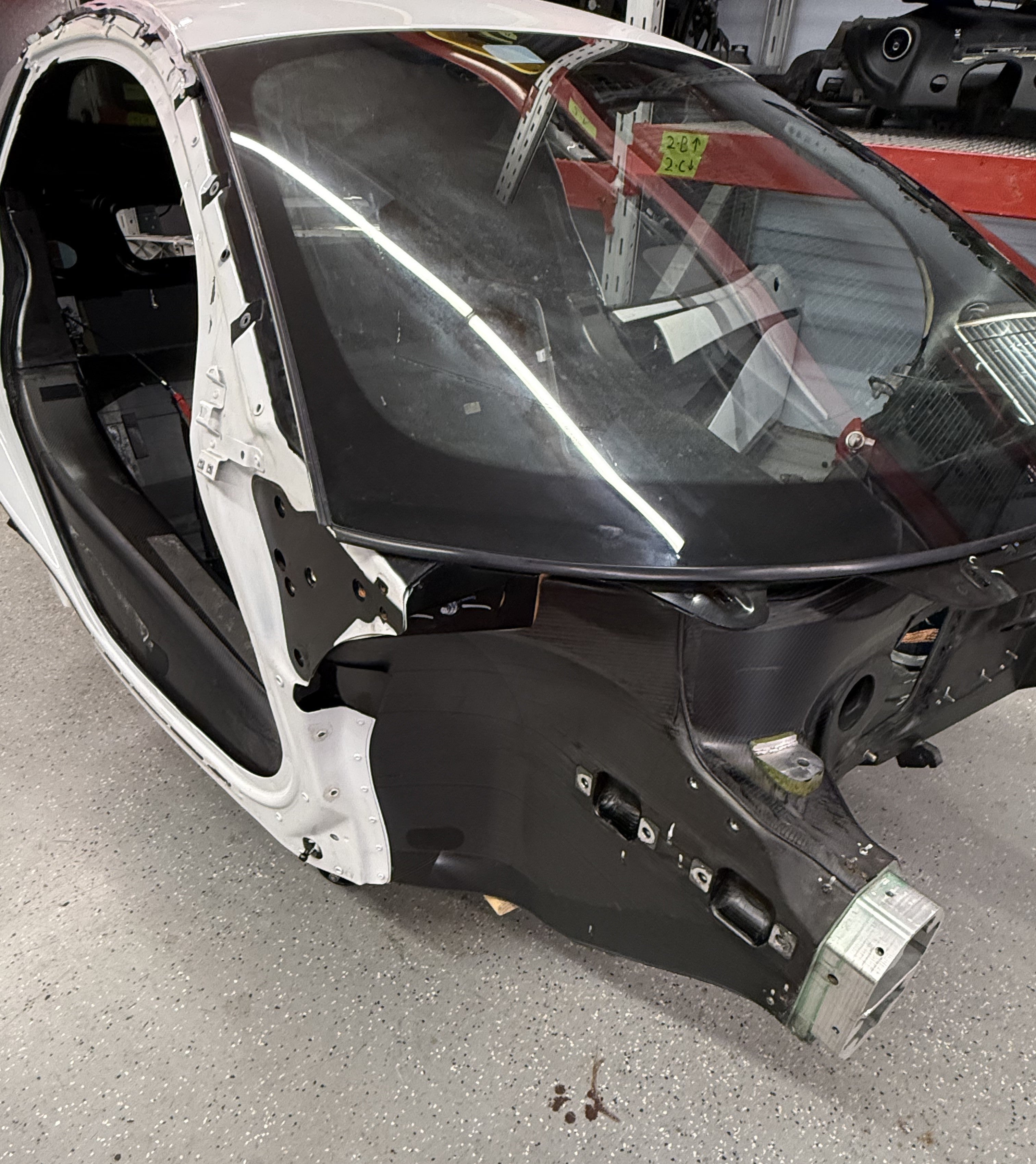 2019 McLaren 570S Coupe Carbon Fiber MonoCell Chassis Tub CLEAR TITLE