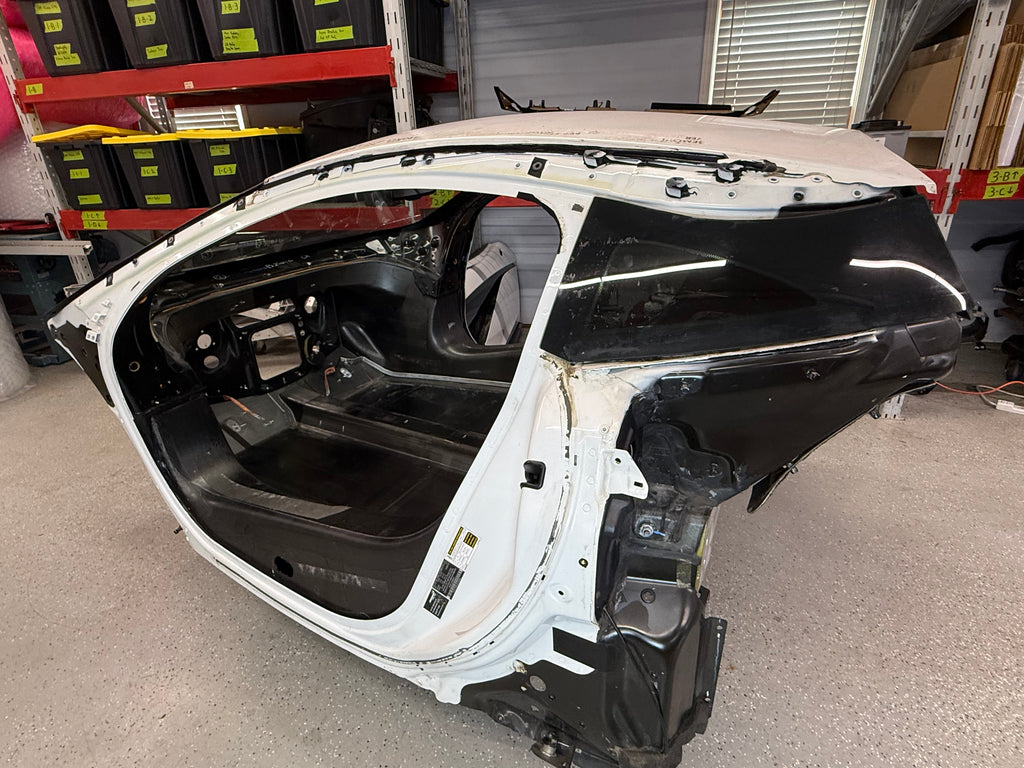 2019 McLaren 570S Coupe Carbon Fiber MonoCell Chassis Tub CLEAR TITLE
