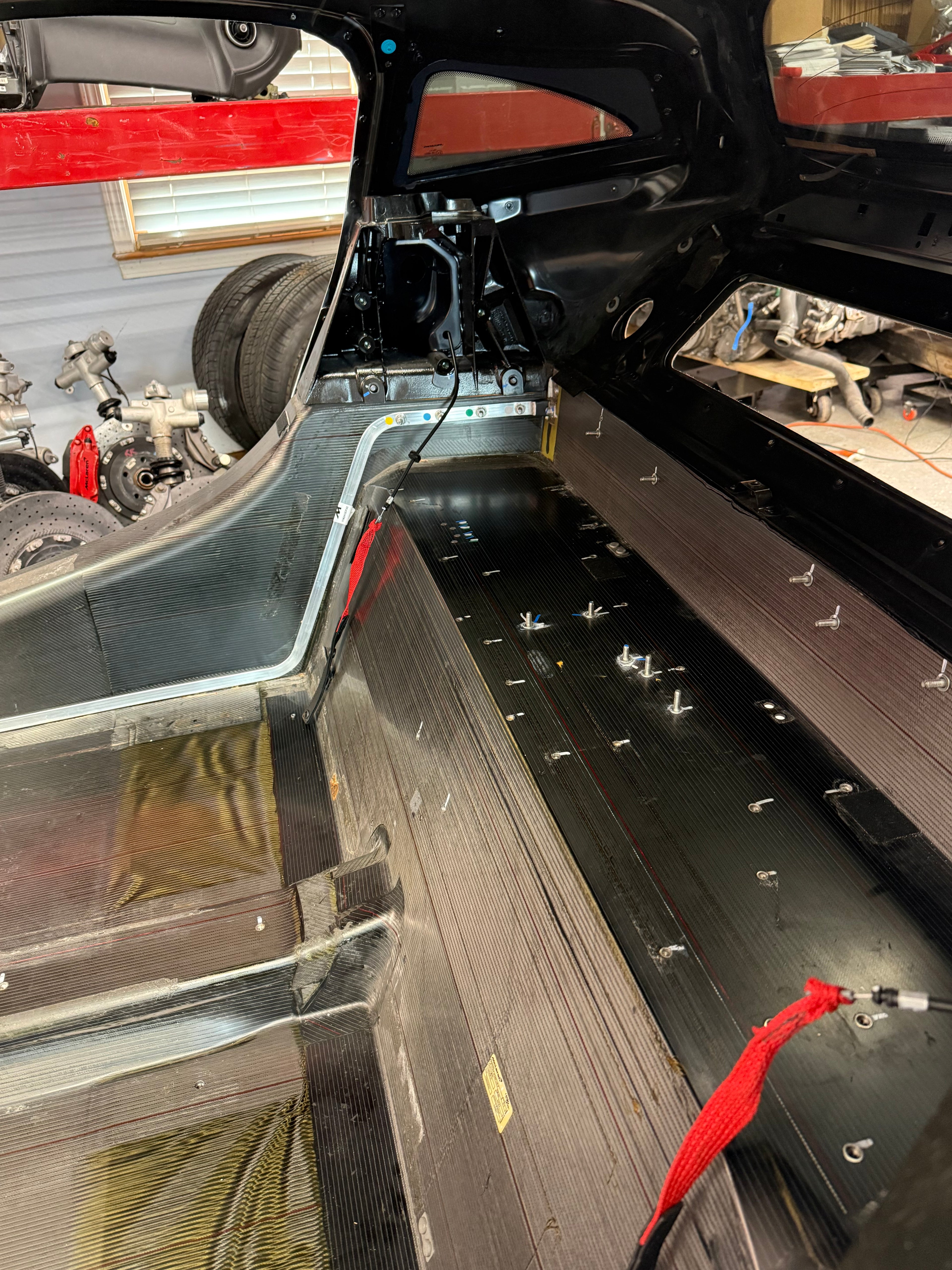 2019 McLaren 570S Coupe Carbon Fiber MonoCell Chassis Tub CLEAR TITLE